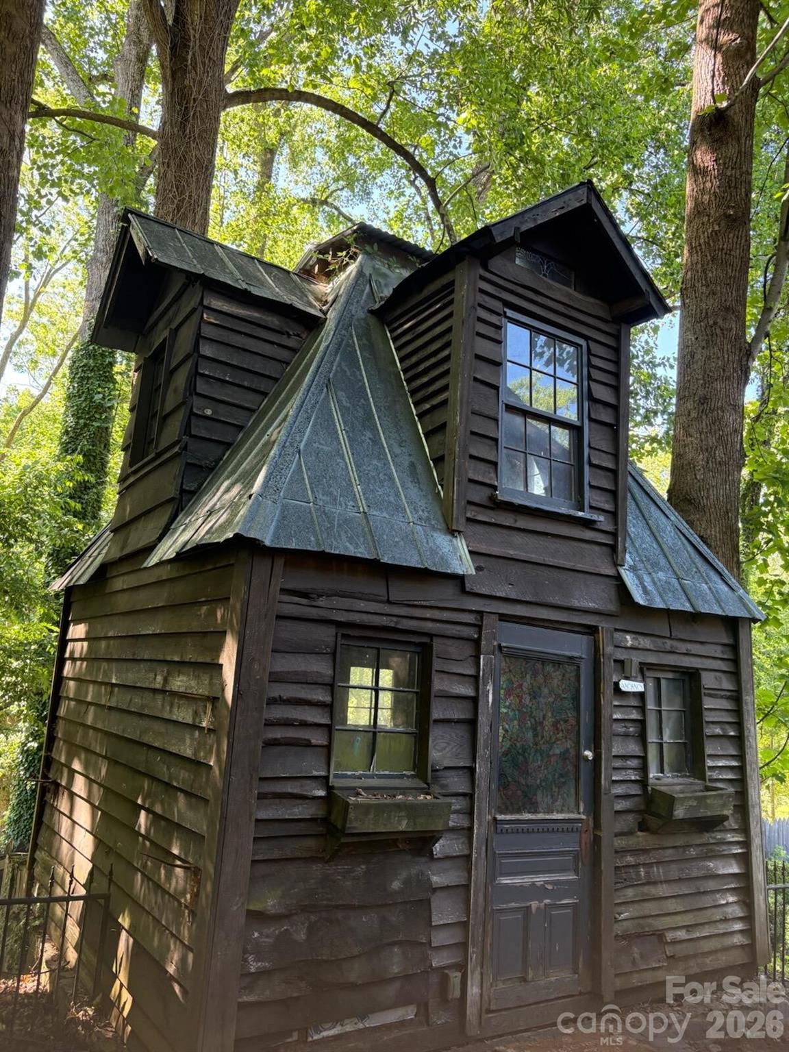 341 N Oak Street — Statesville