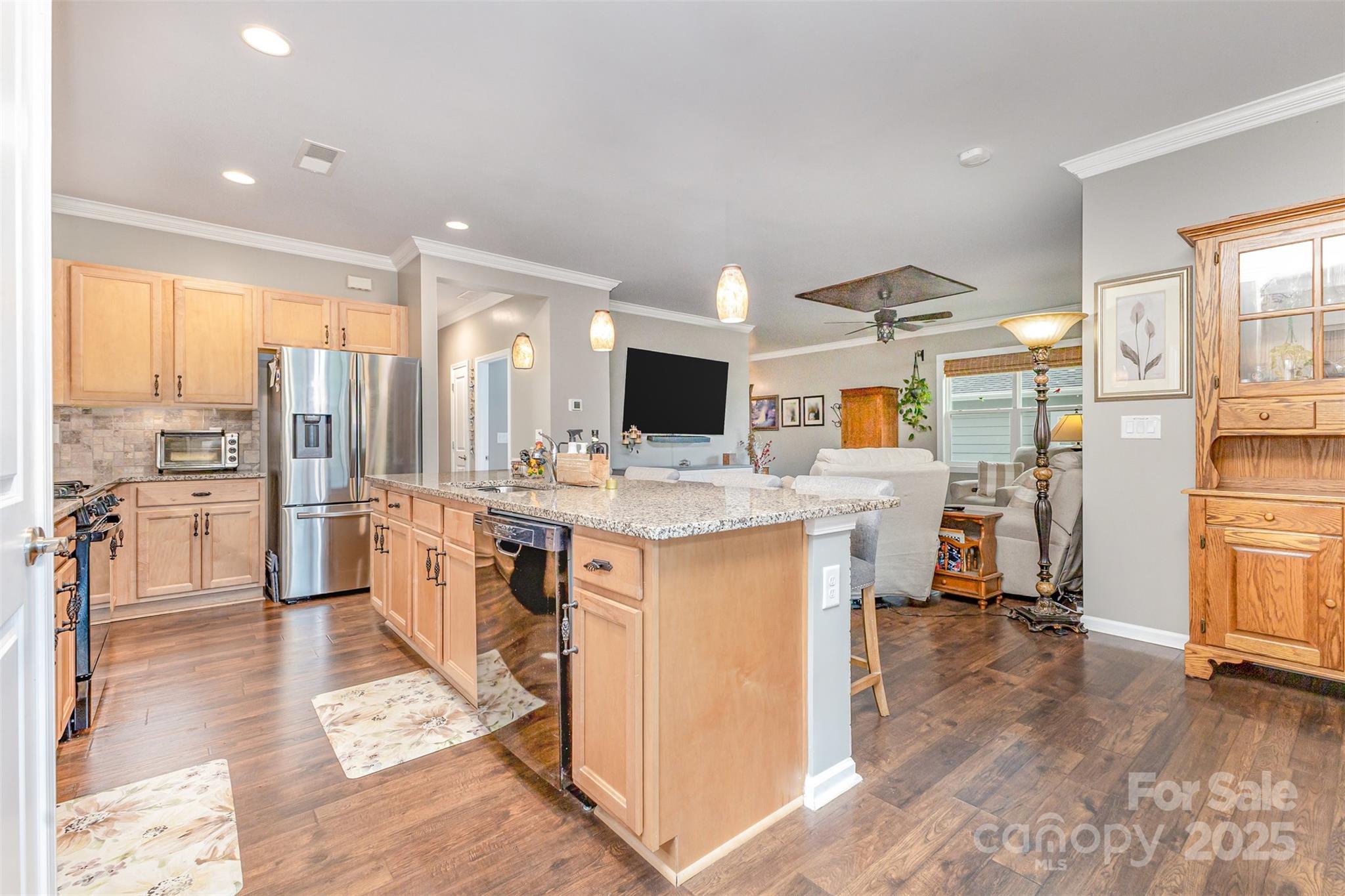 5129 Looking Glass Trail — Denver
