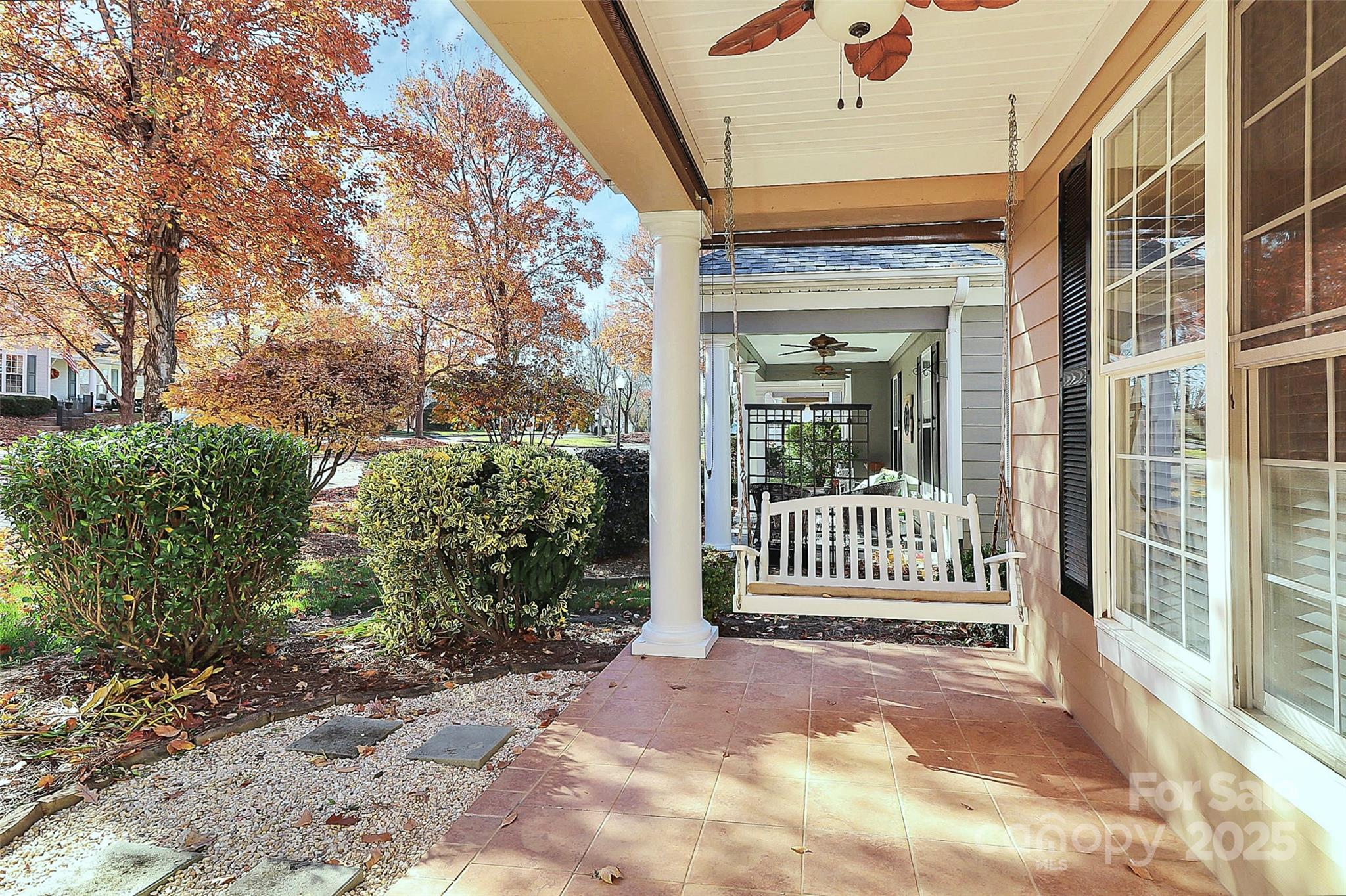 10046 Bishops Gate Boulevard — Pineville