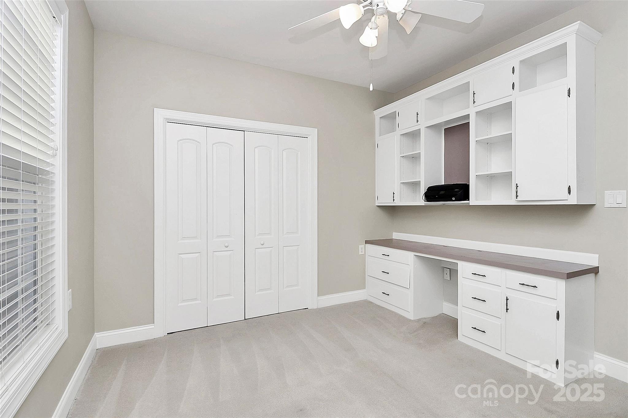 10046 Bishops Gate Boulevard — Pineville