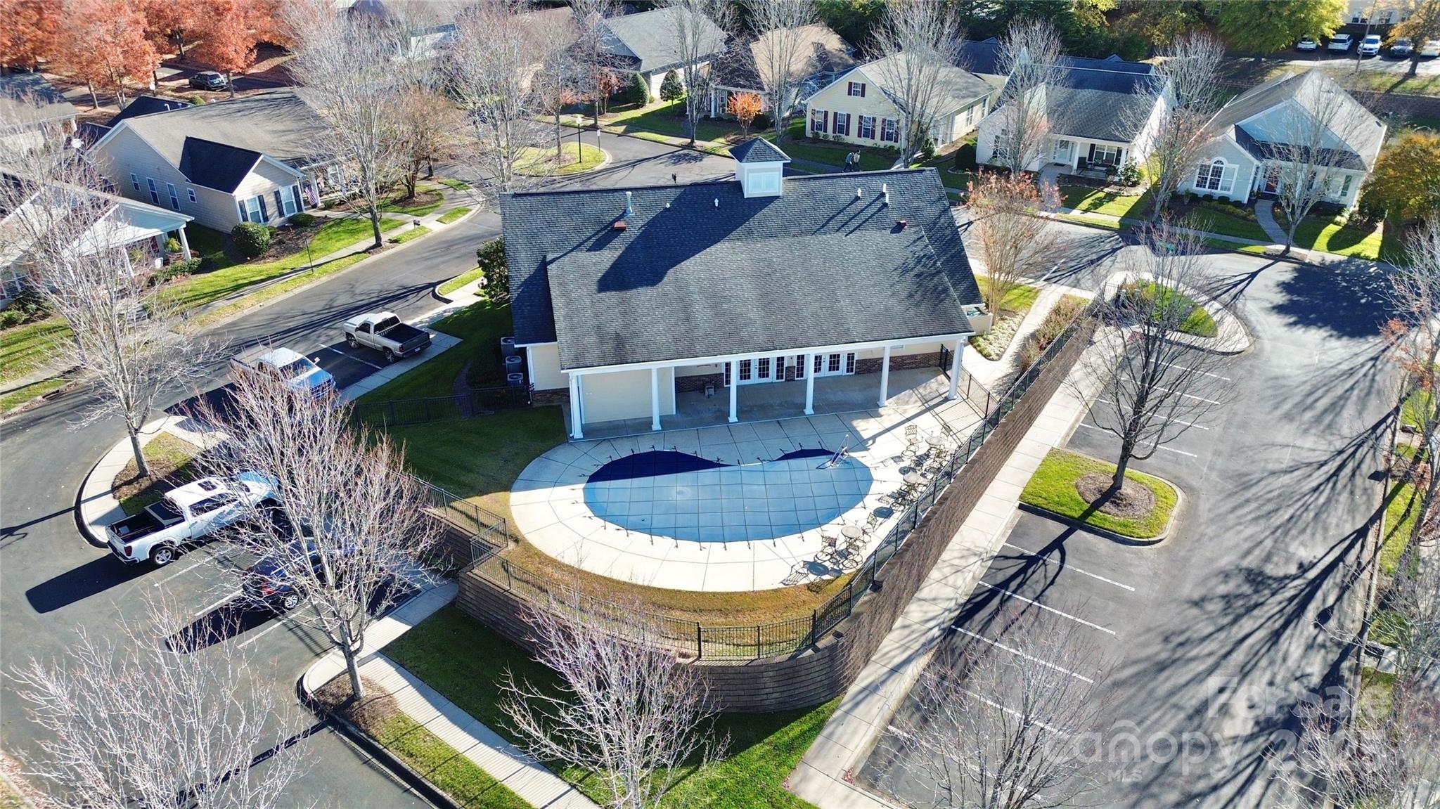 10046 Bishops Gate Boulevard — Pineville