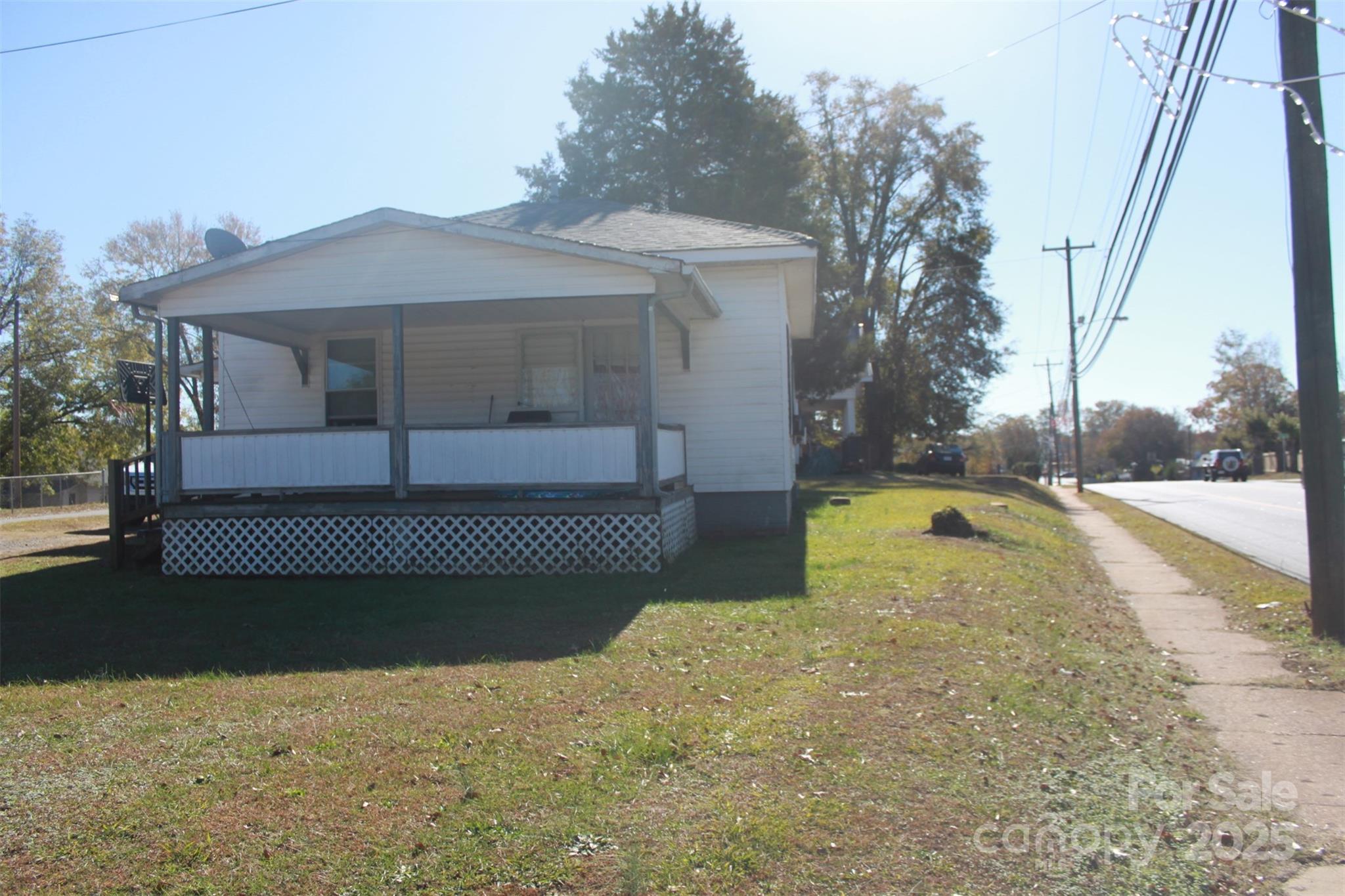 112 Eastside Drive — Forest City