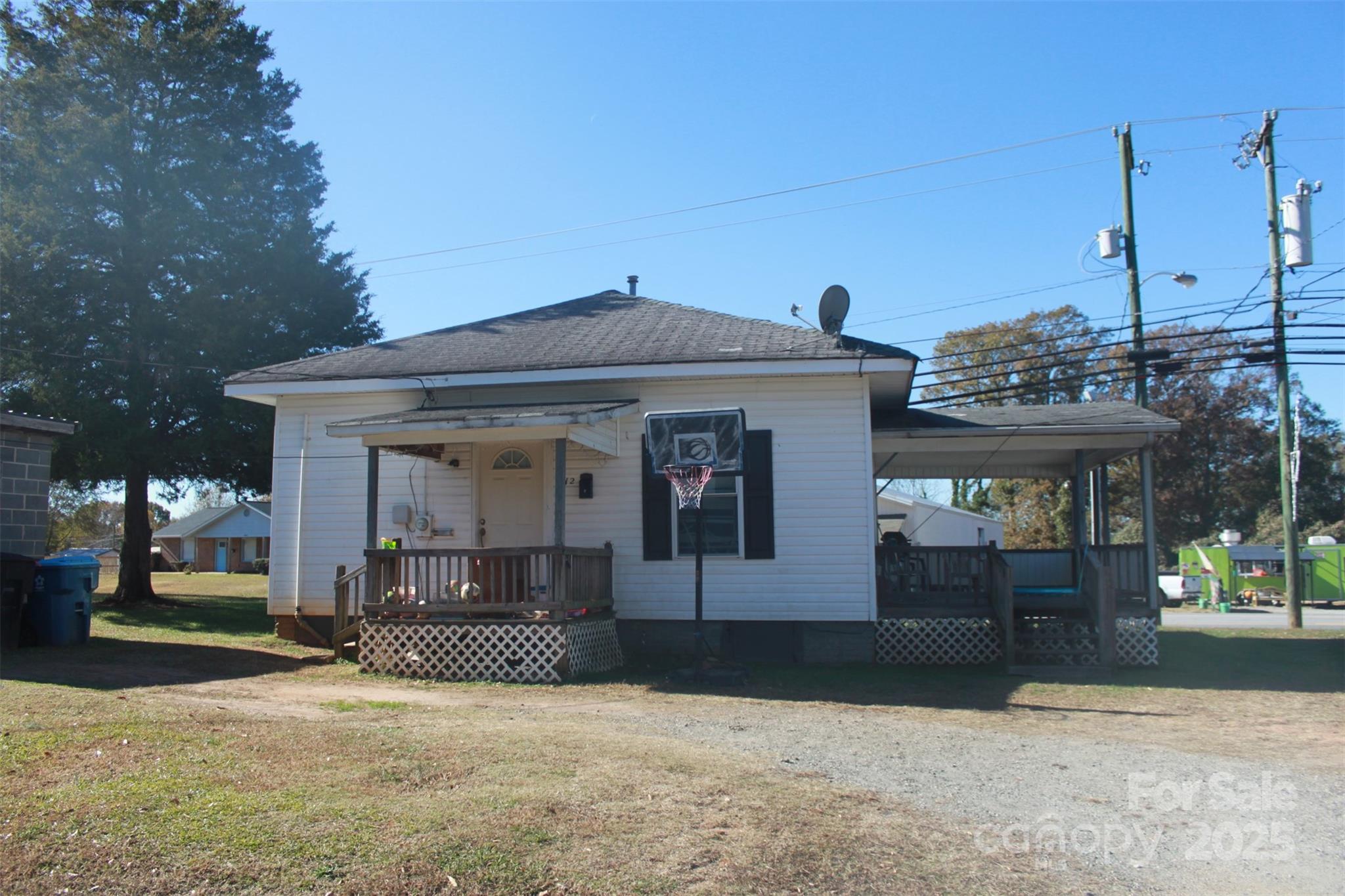 112 Eastside Drive — Forest City