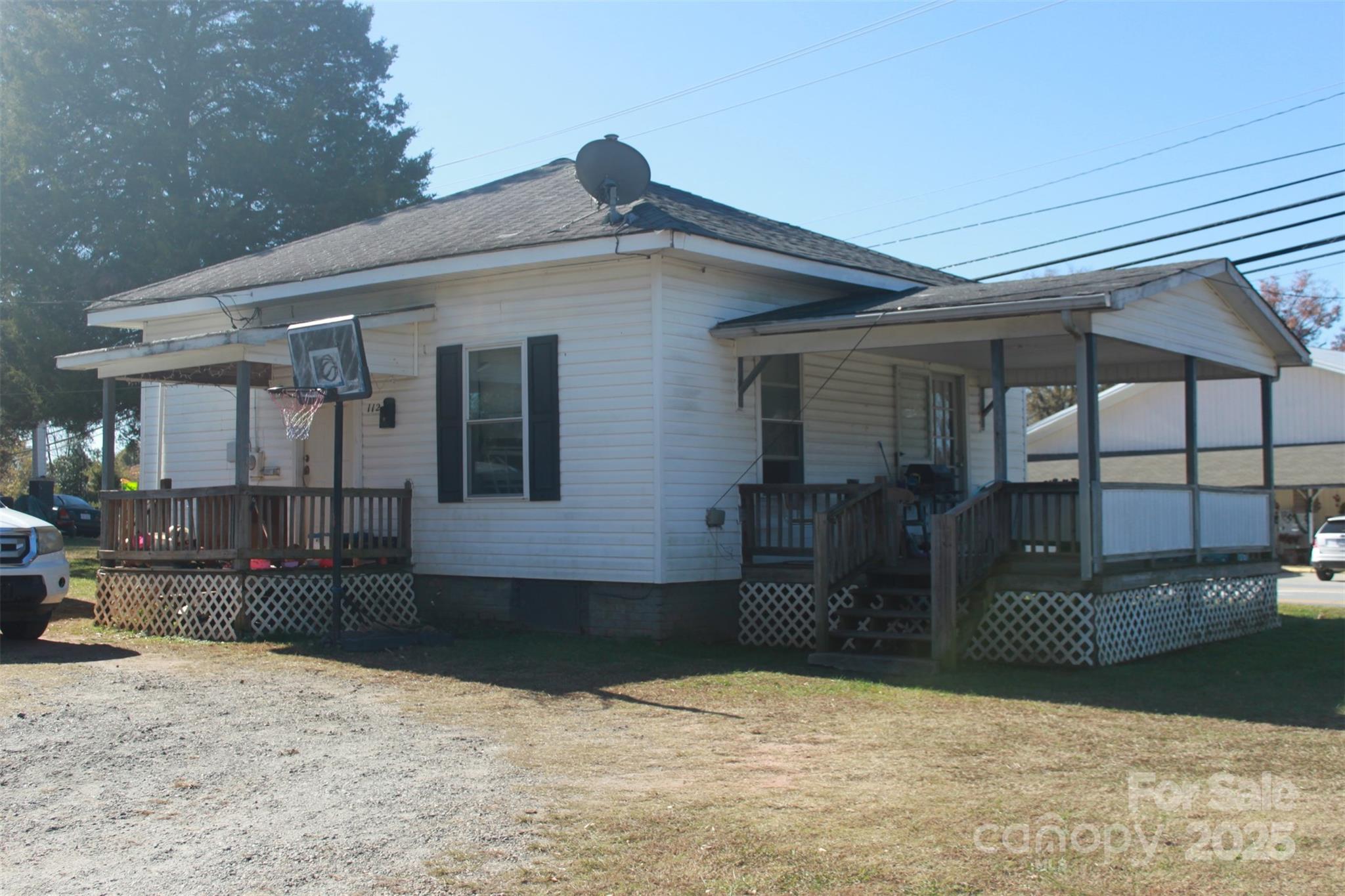 112 Eastside Drive — Forest City