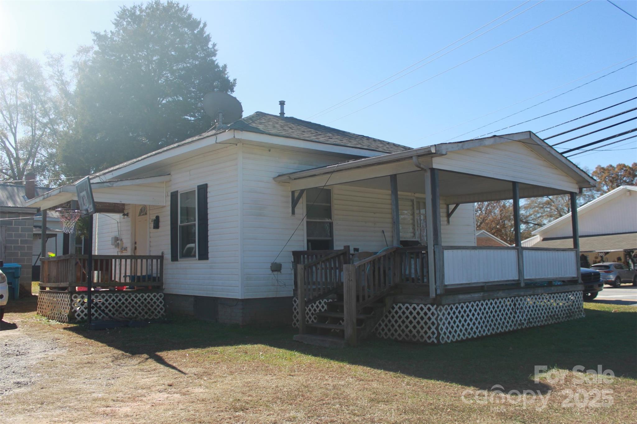 112 Eastside Drive — Forest City