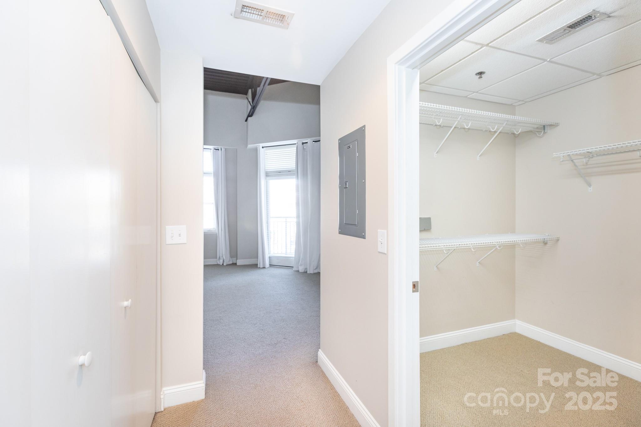 3920 Sharon Road — Charlotte