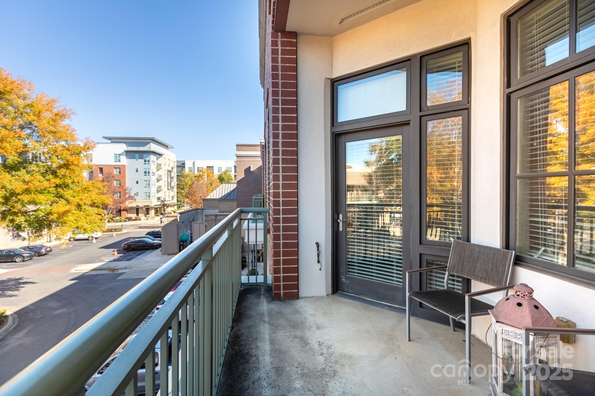 3920 Sharon Road — Charlotte