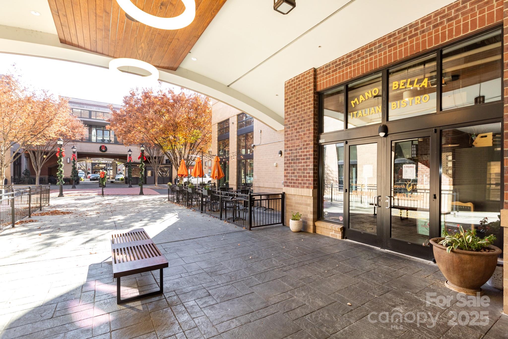 3920 Sharon Road — Charlotte