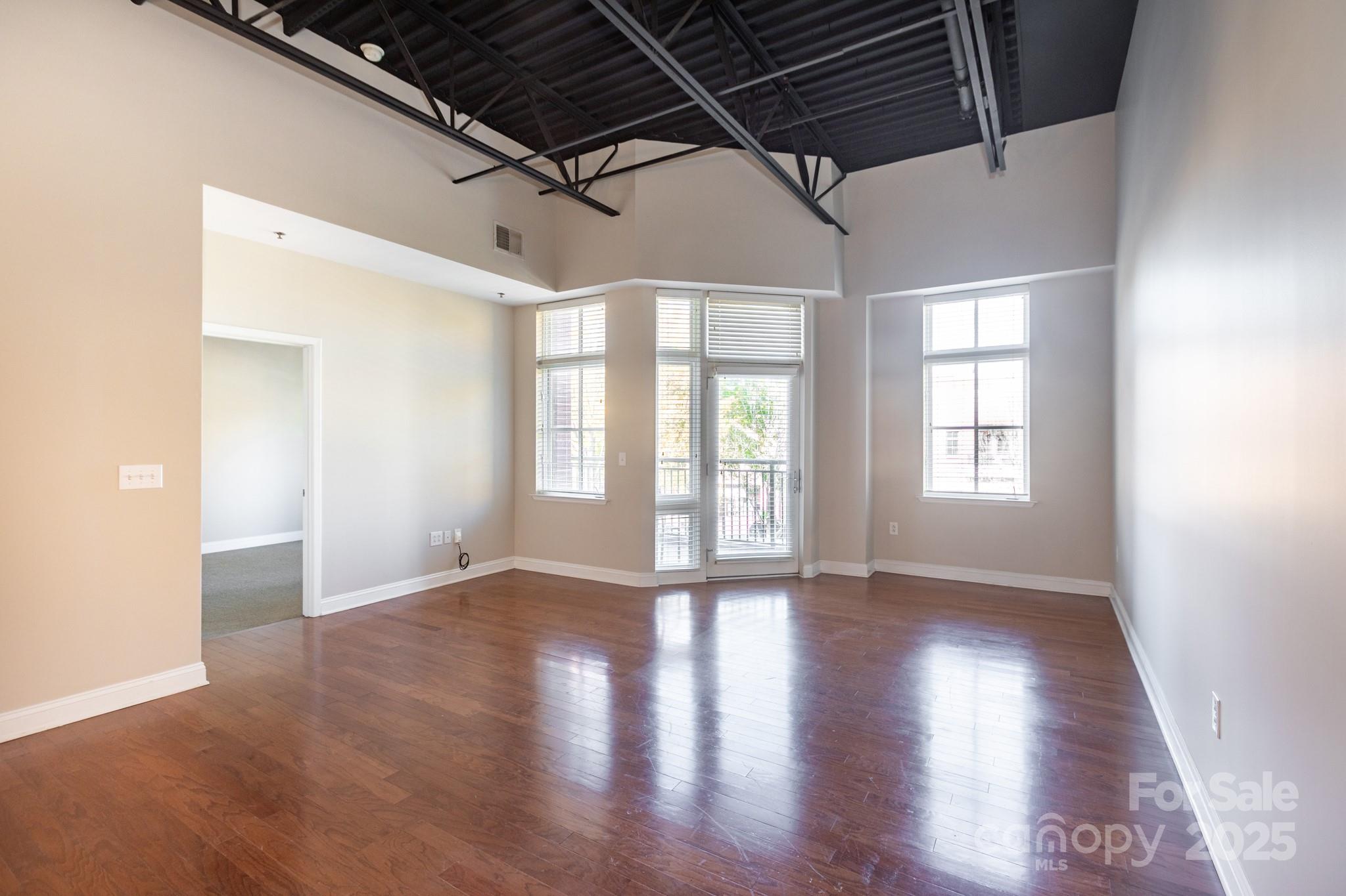3920 Sharon Road — Charlotte