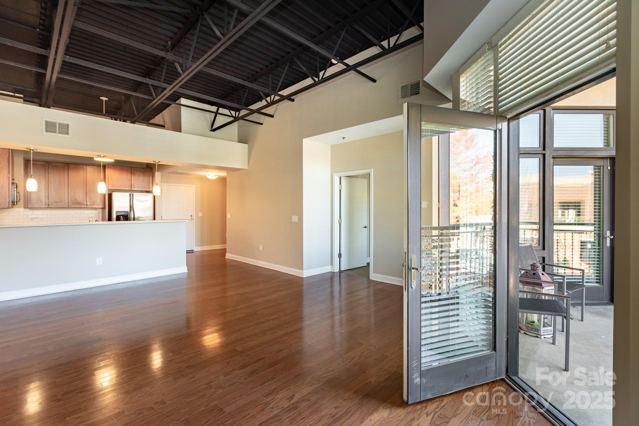 3920 Sharon Road — Charlotte
