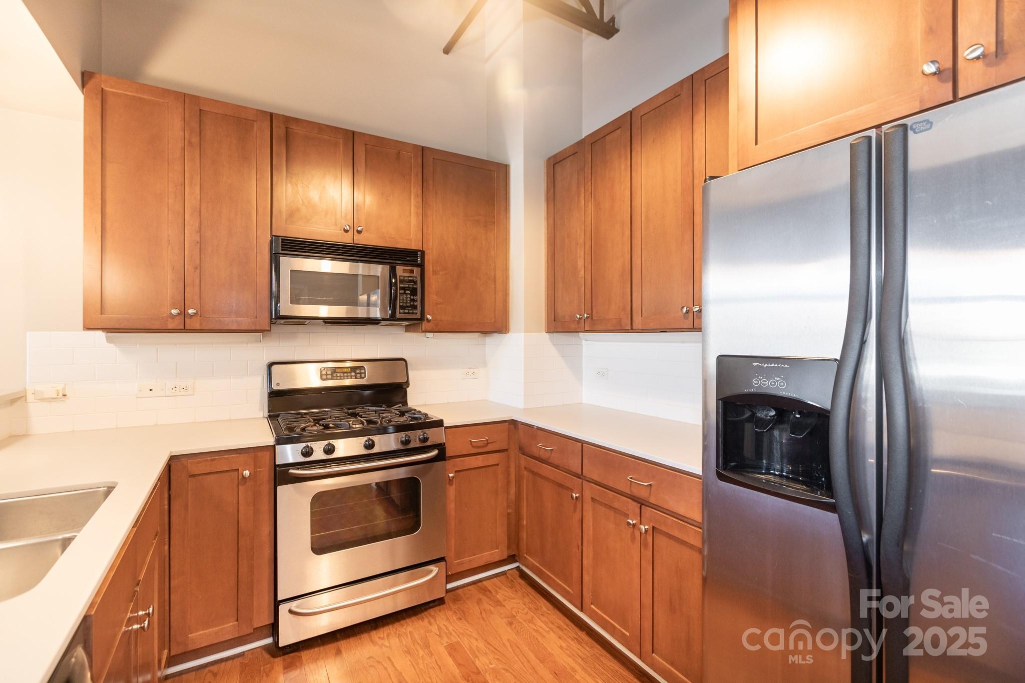 3920 Sharon Road — Charlotte