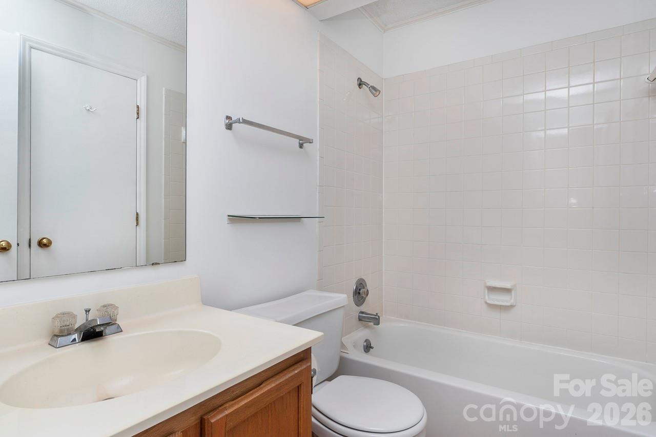 2536 Stradbrook Drive #B — Charlotte