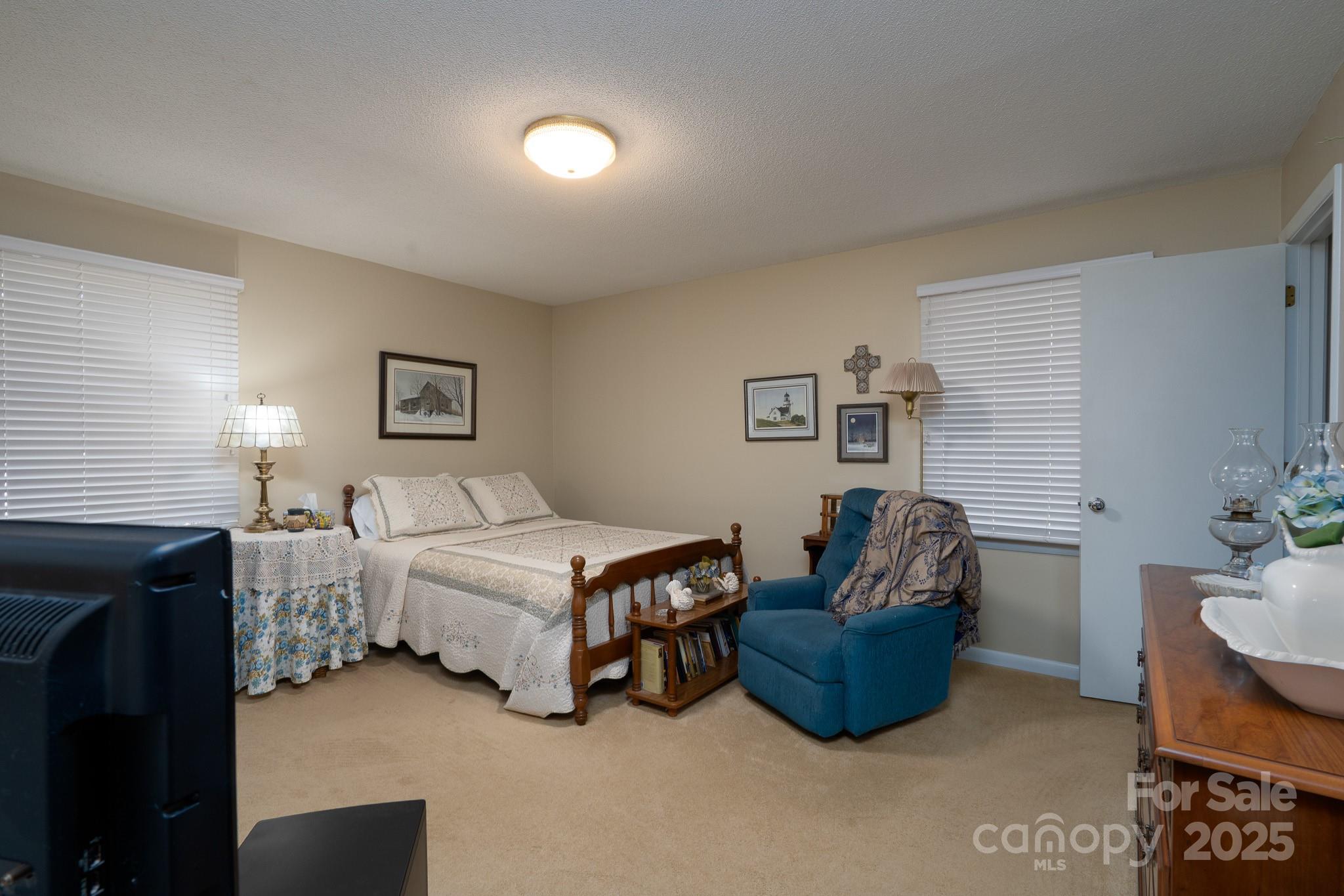 257 Rocky River Road — Mooresville