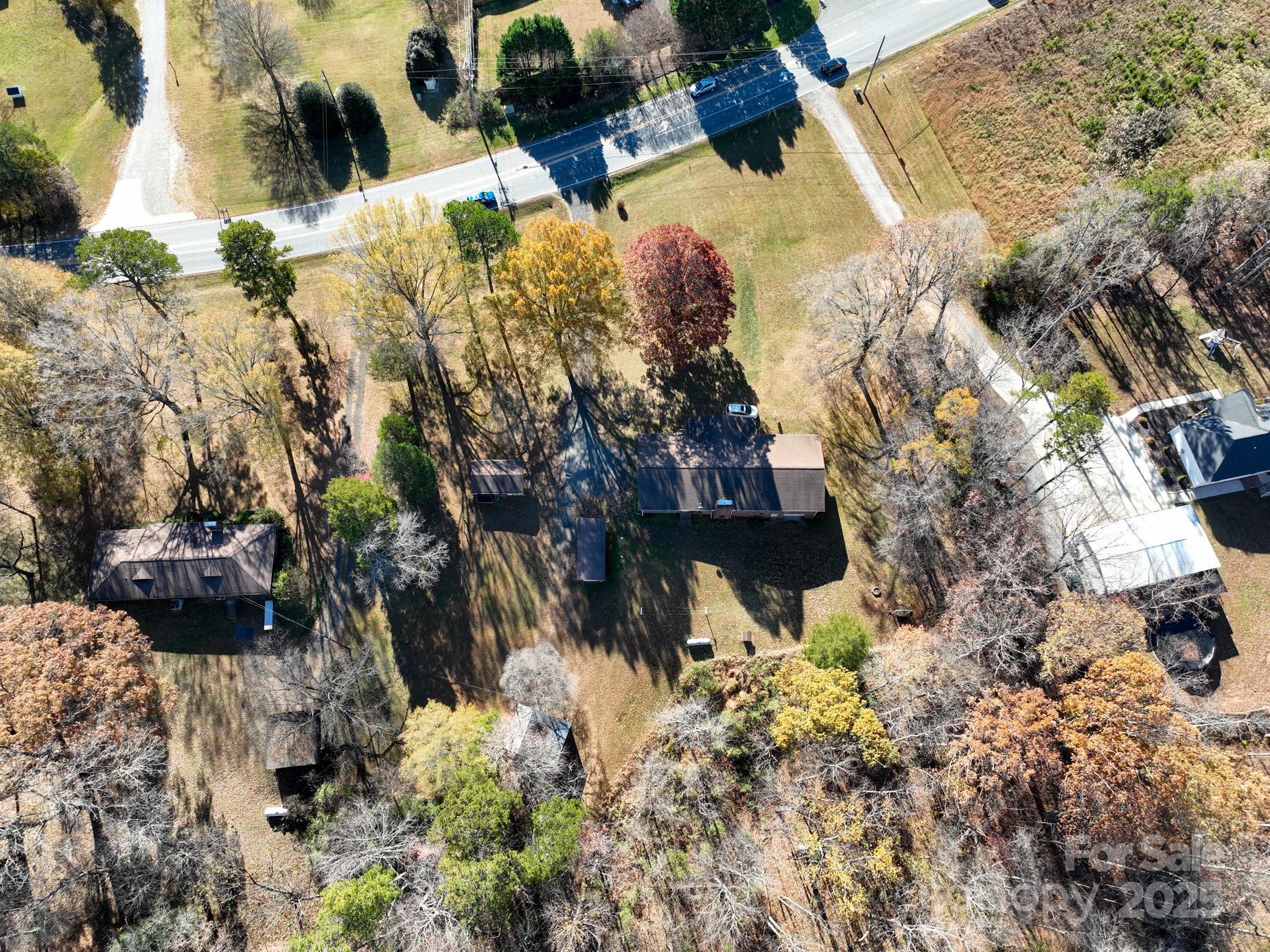 257 Rocky River Road — Mooresville