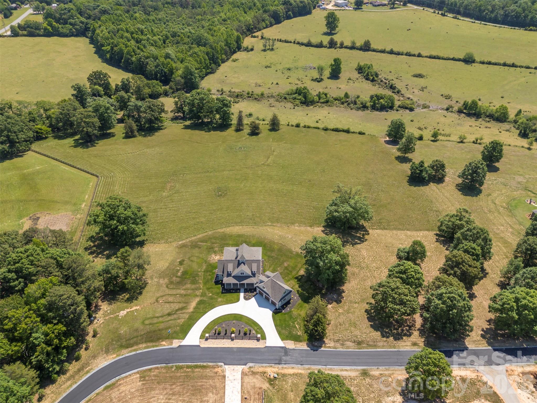 297 Mountain Meadows Lane #7 — Tryon