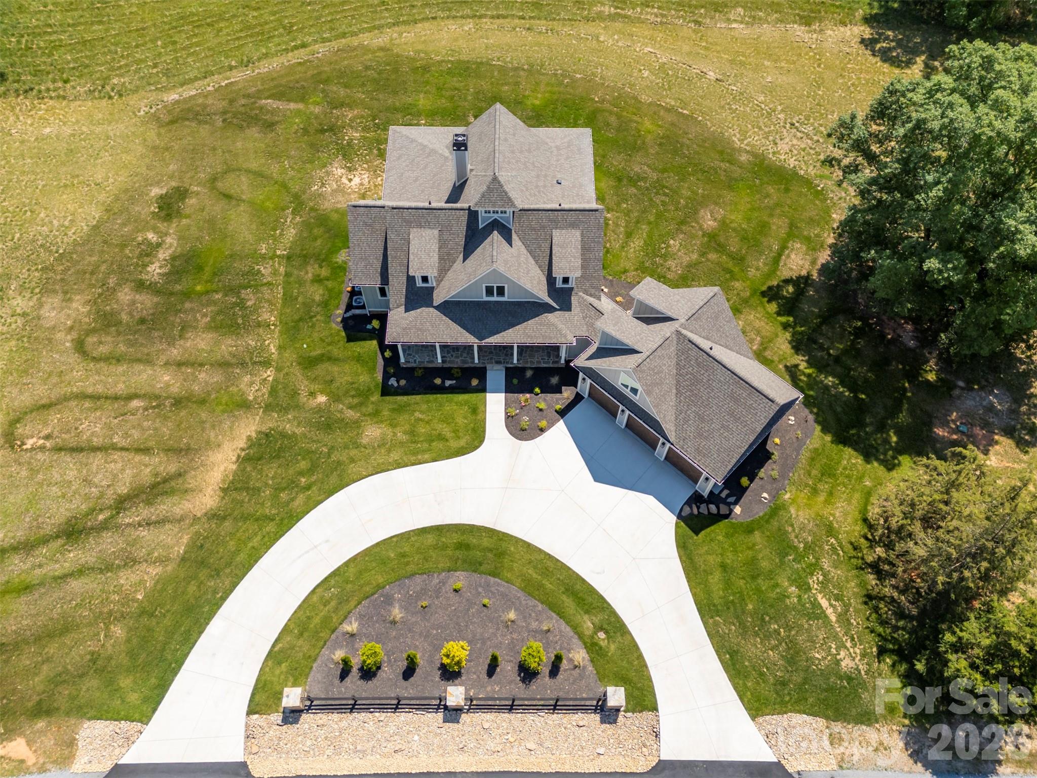 297 Mountain Meadows Lane #7 — Tryon