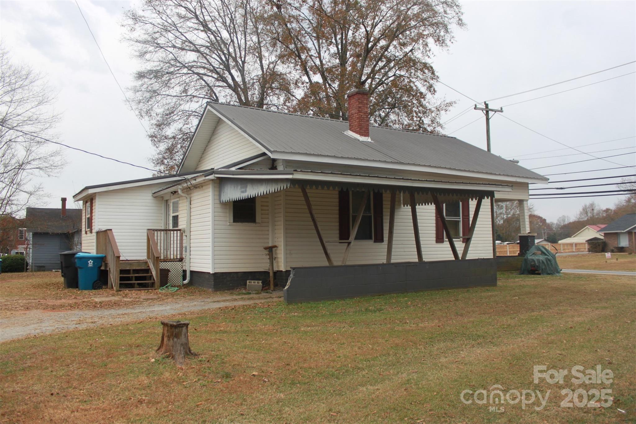 124 Eastside Drive — Forest City