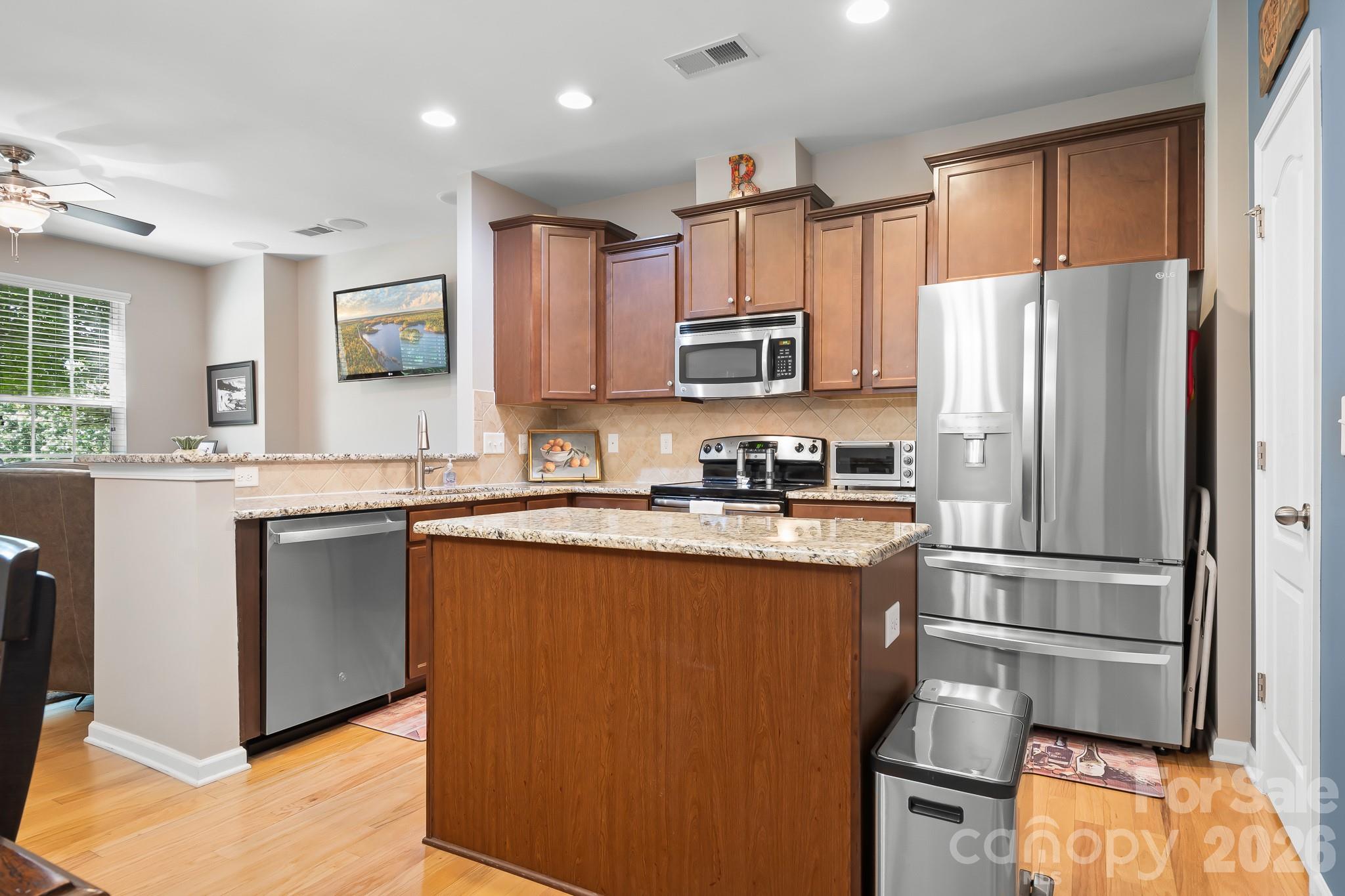 18478 W Catawba Avenue — Cornelius