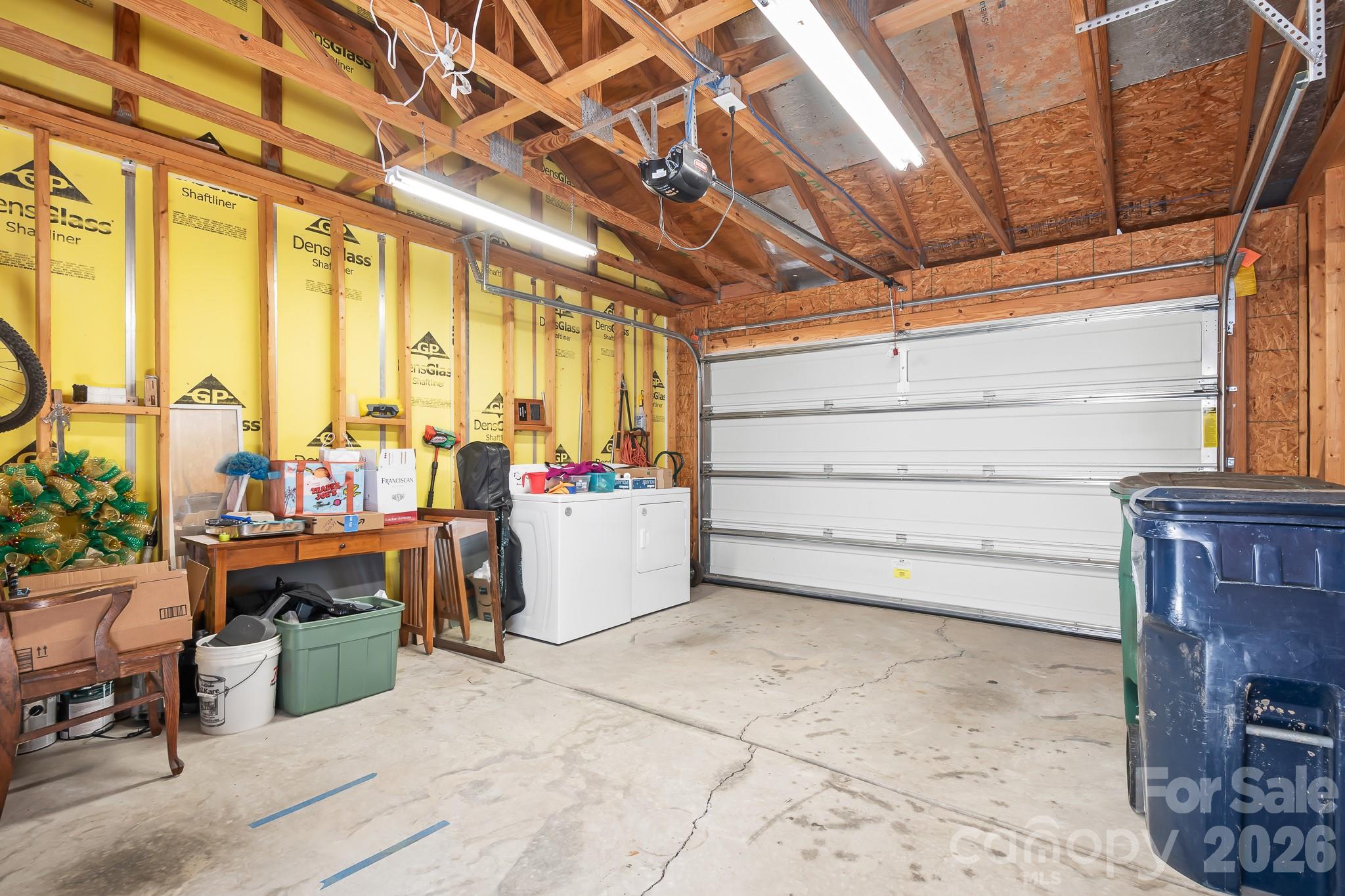 18478 W Catawba Avenue — Cornelius