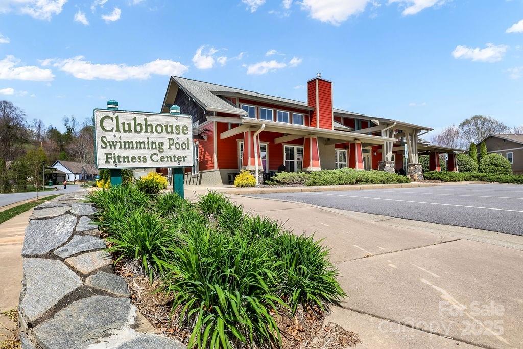 95 Creekside View Drive — Asheville