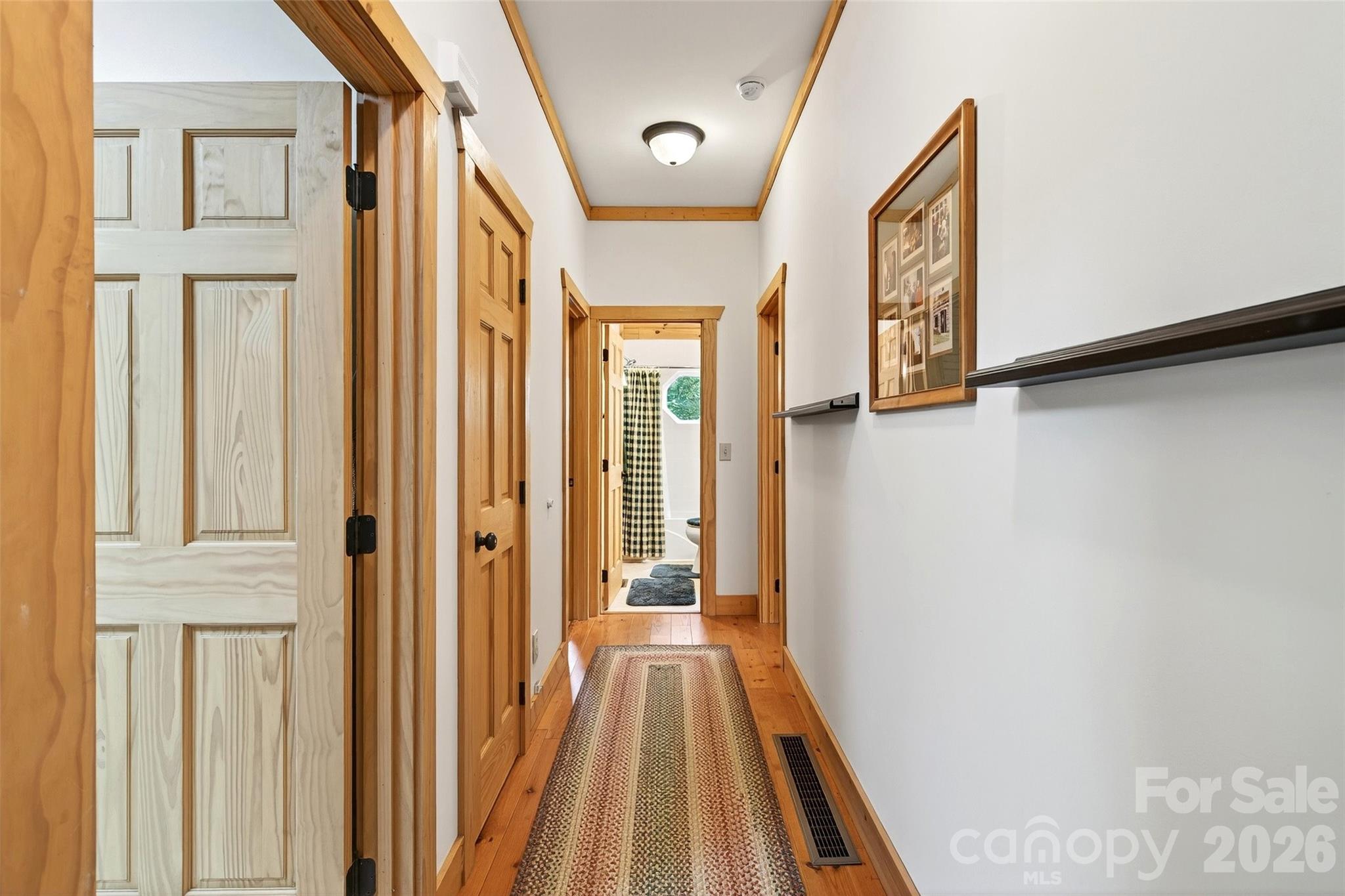 240 Ravenswood Drive — Marion