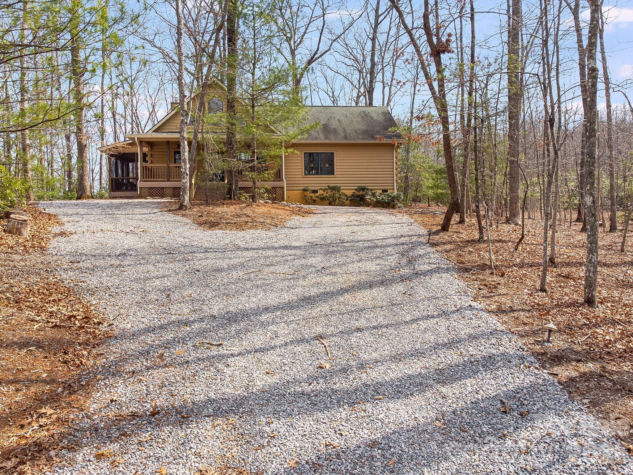240 Ravenswood Drive — Marion