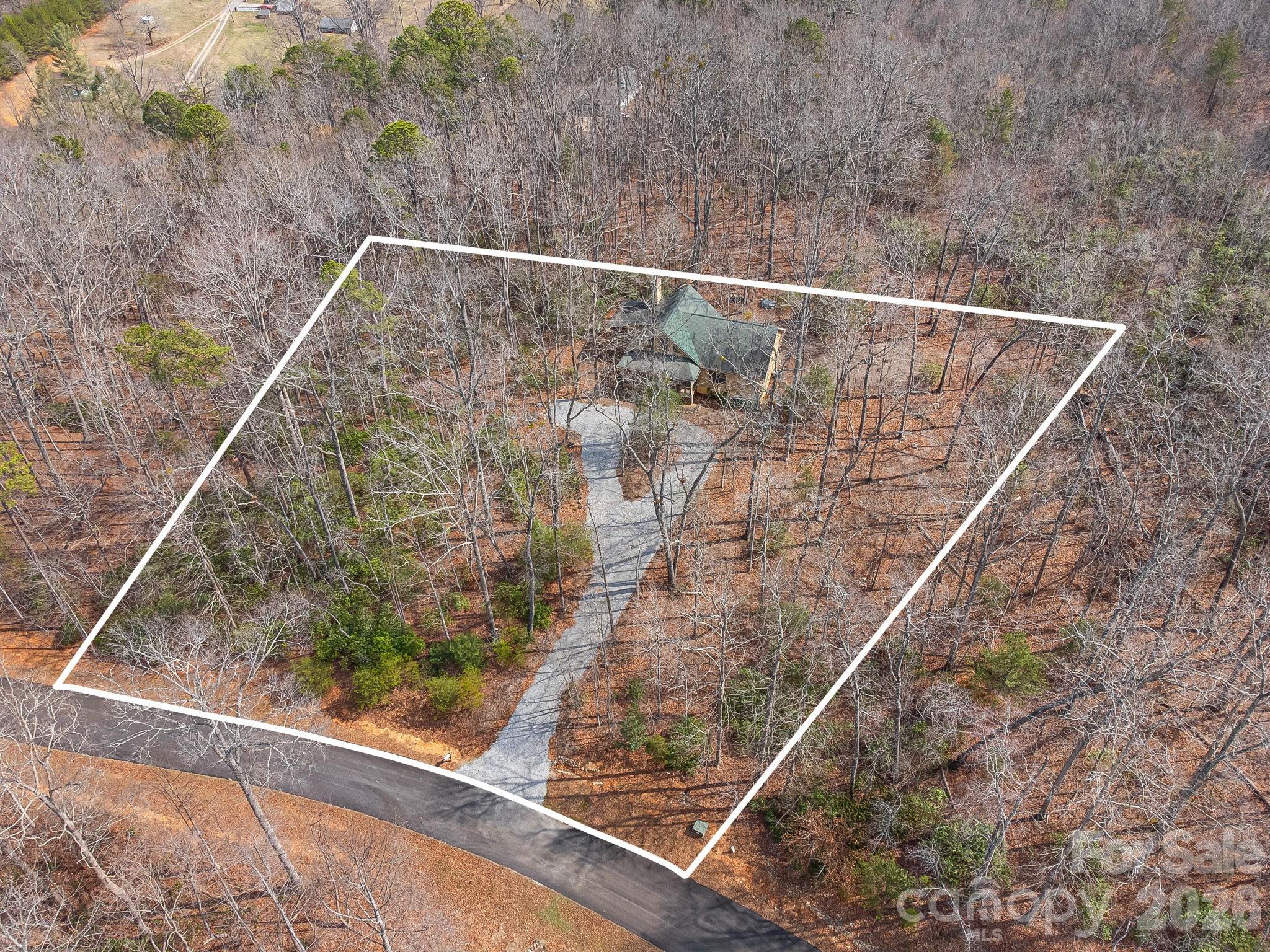240 Ravenswood Drive — Marion