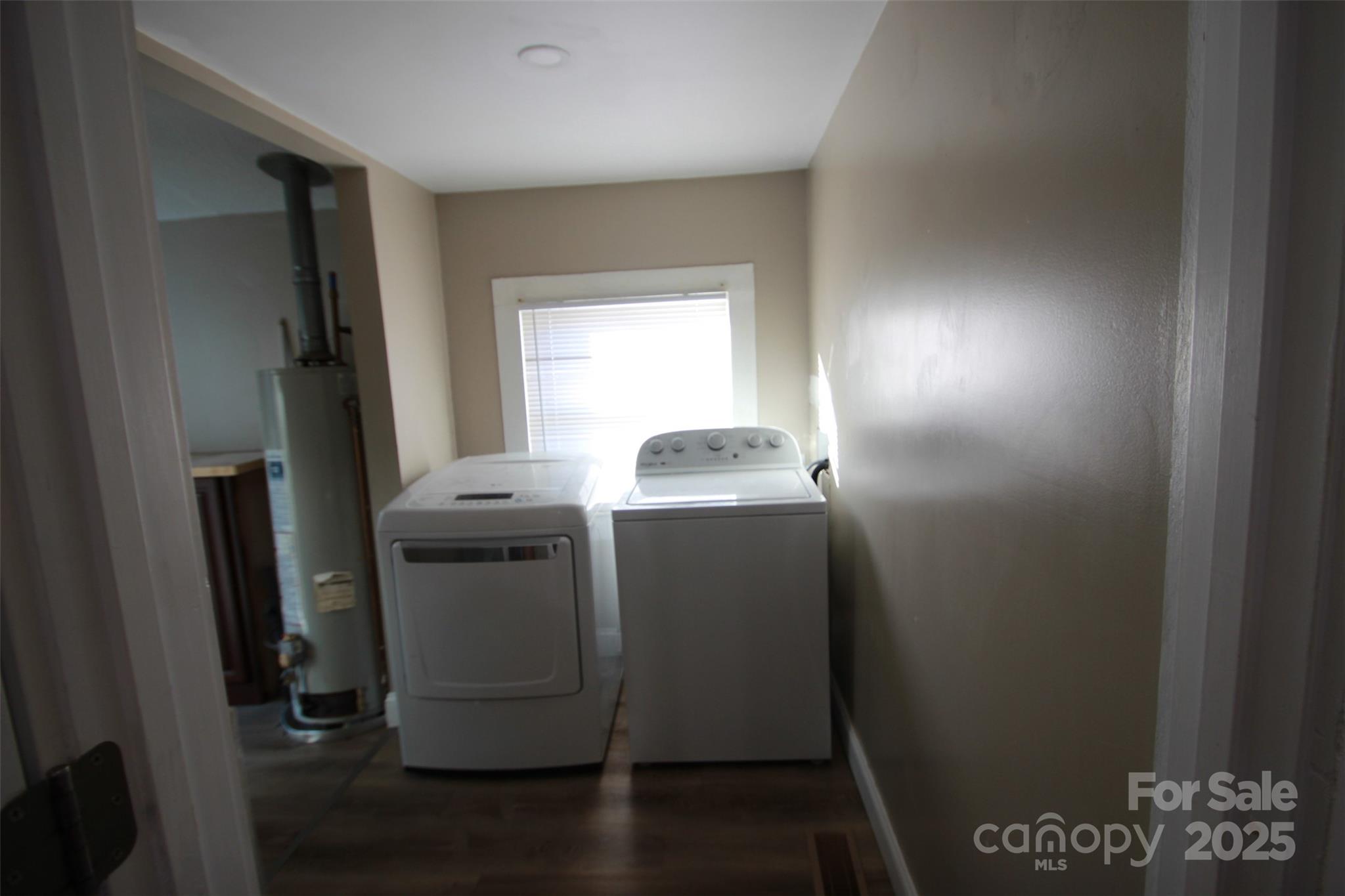 206 Frances Street — Clover