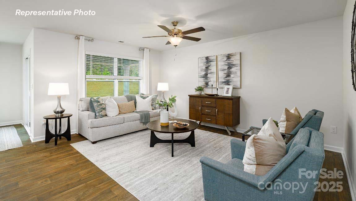 277 Mary Locke Way — Statesville