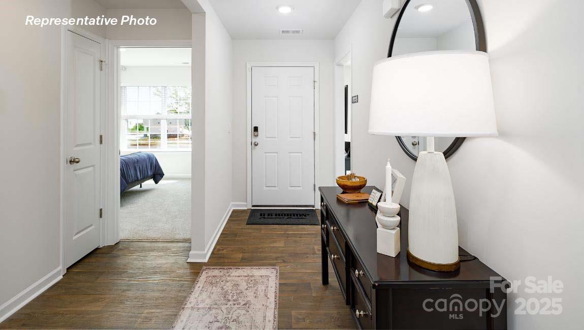 277 Mary Locke Way — Statesville
