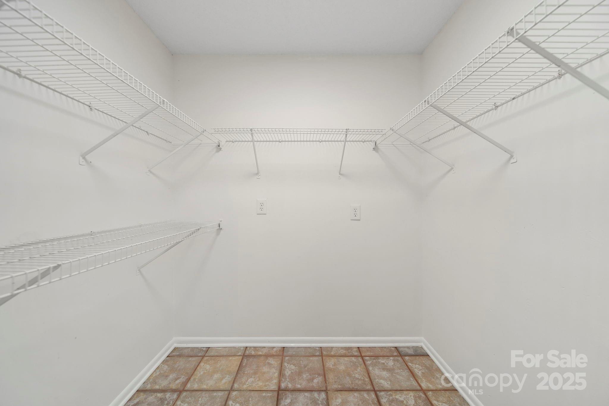 1015 Elizabeth Drive — Dallas