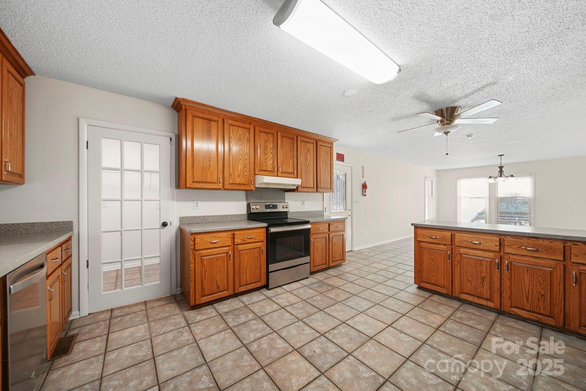 1015 Elizabeth Drive — Dallas