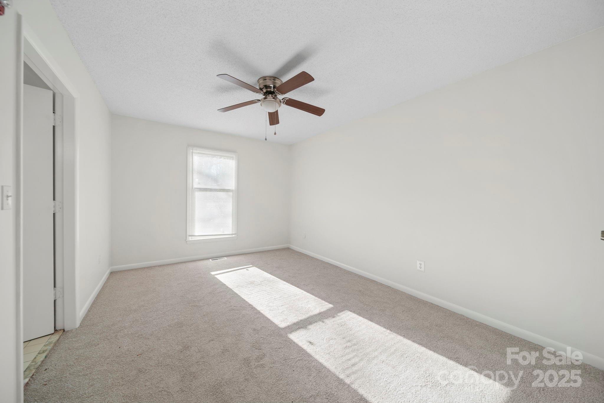 1015 Elizabeth Drive — Dallas