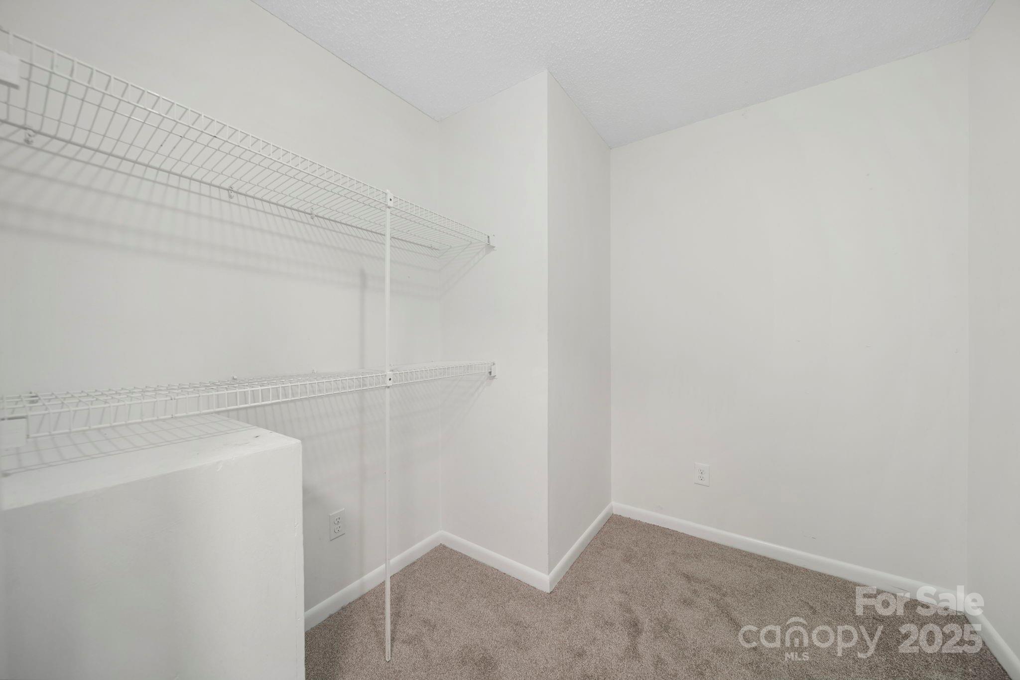 1015 Elizabeth Drive — Dallas