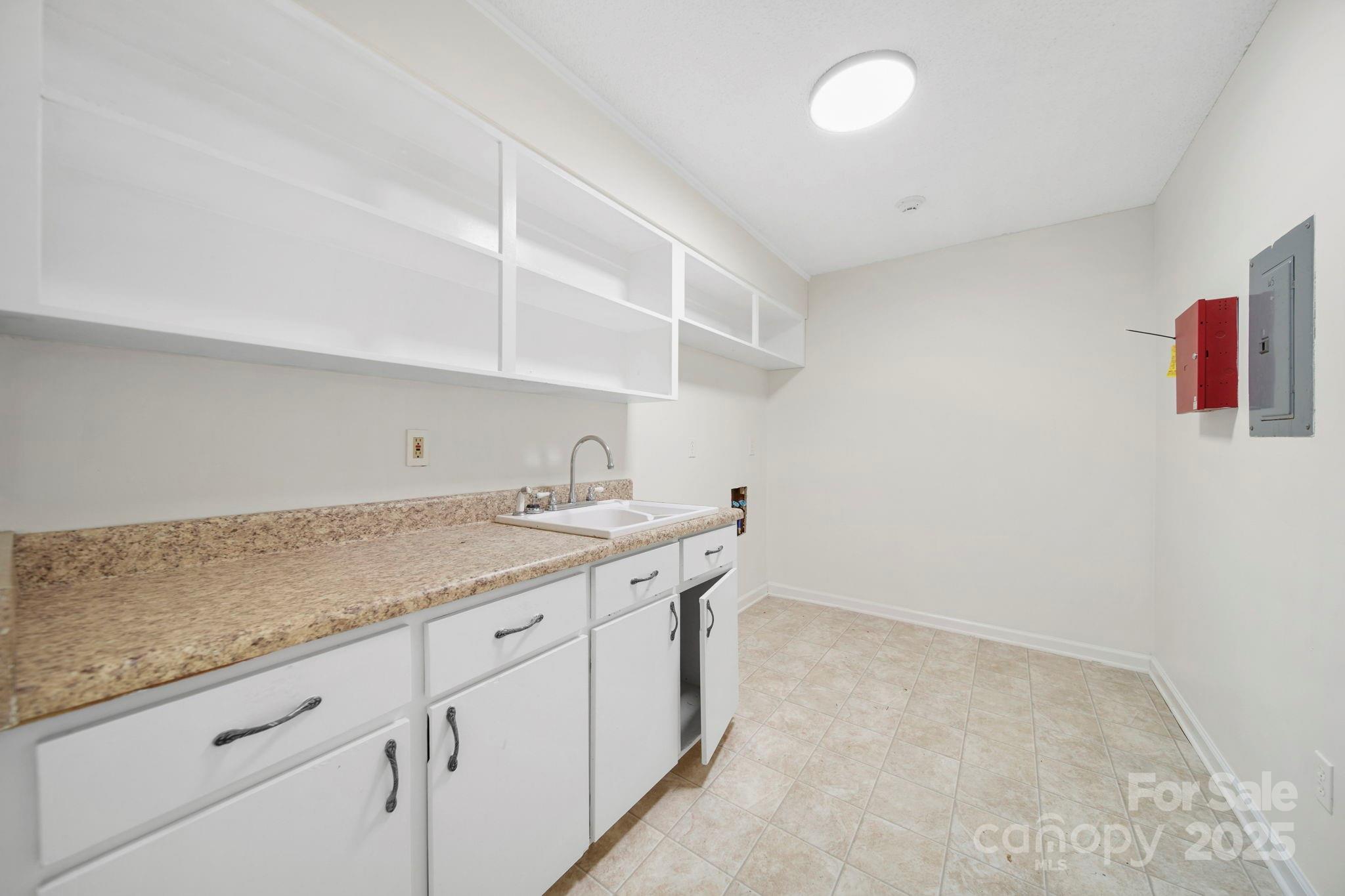 1015 Elizabeth Drive — Dallas