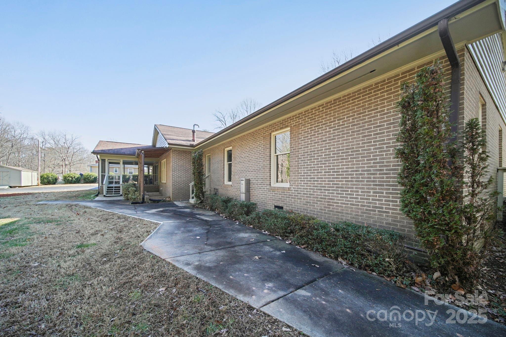 1015 Elizabeth Drive — Dallas