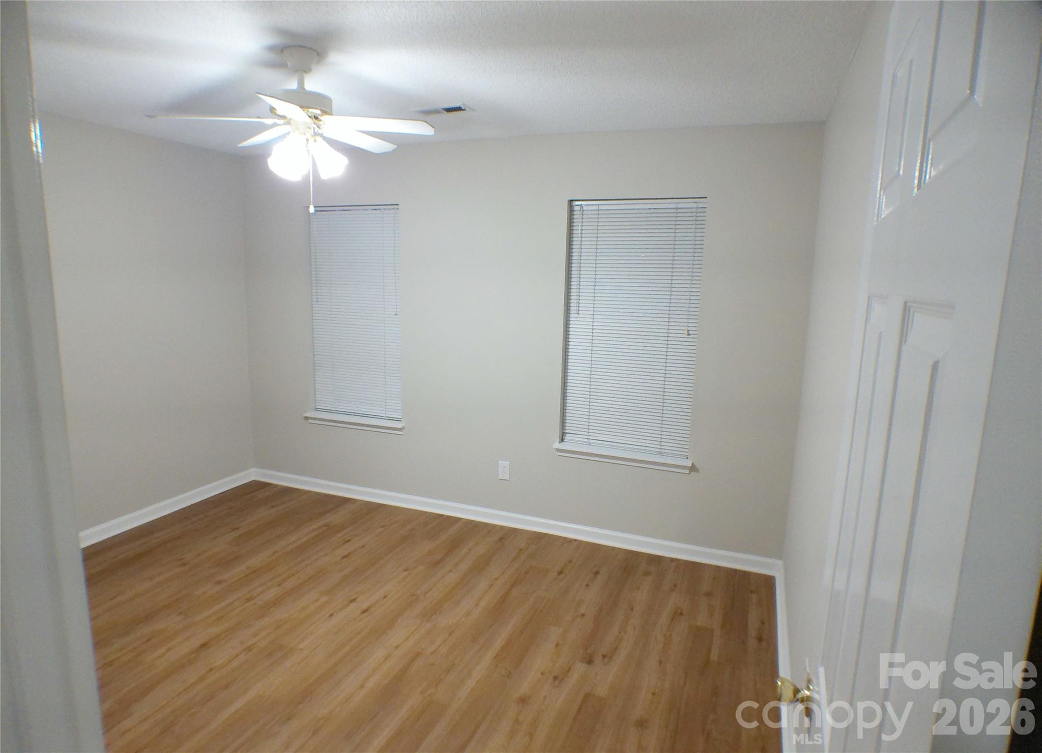 9112 Four Mile Creek Road — Charlotte