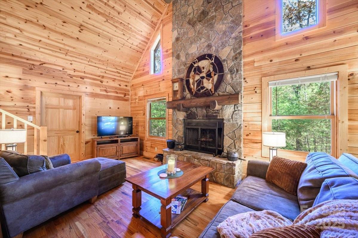 87 Prater Cove Road — Franklin