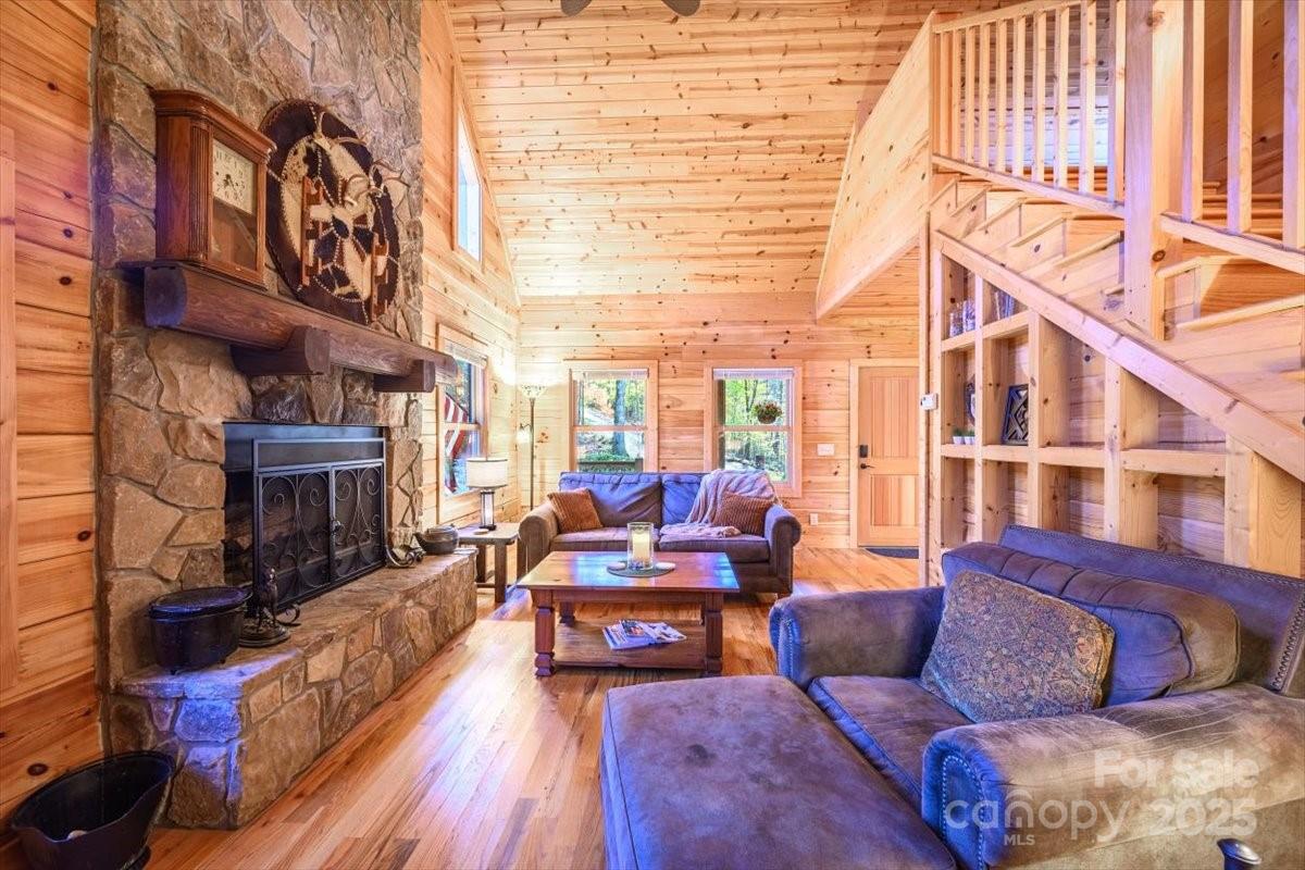 87 Prater Cove Road — Franklin