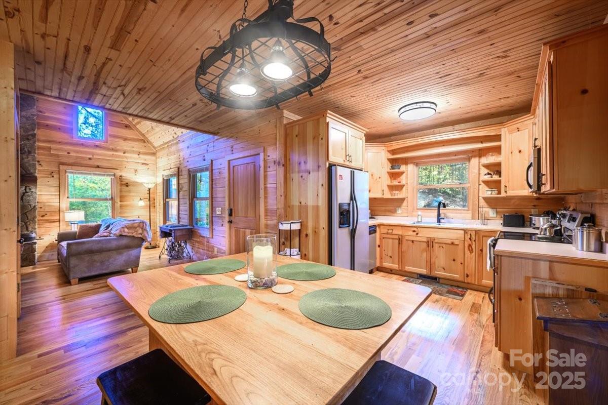 87 Prater Cove Road — Franklin