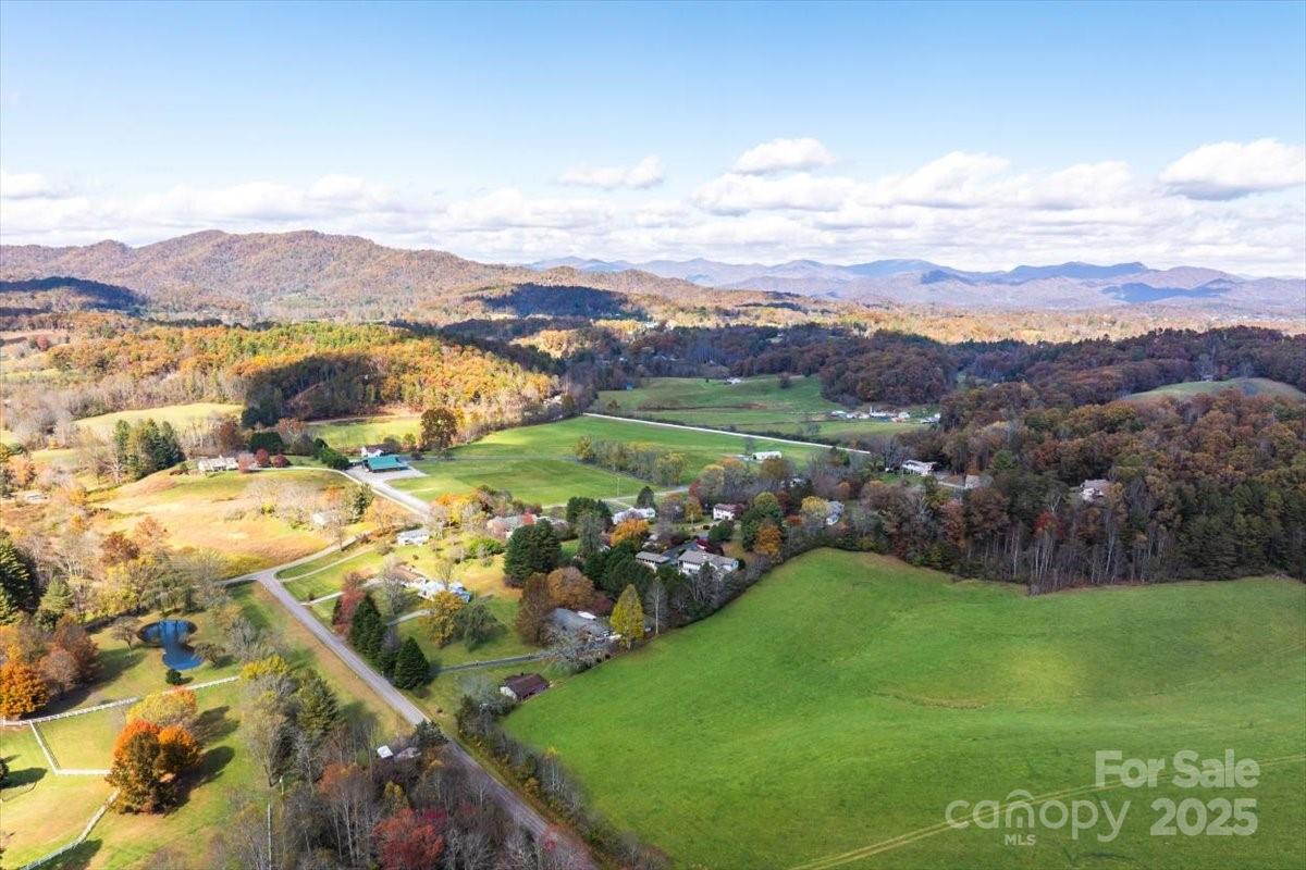 87 Prater Cove Road — Franklin