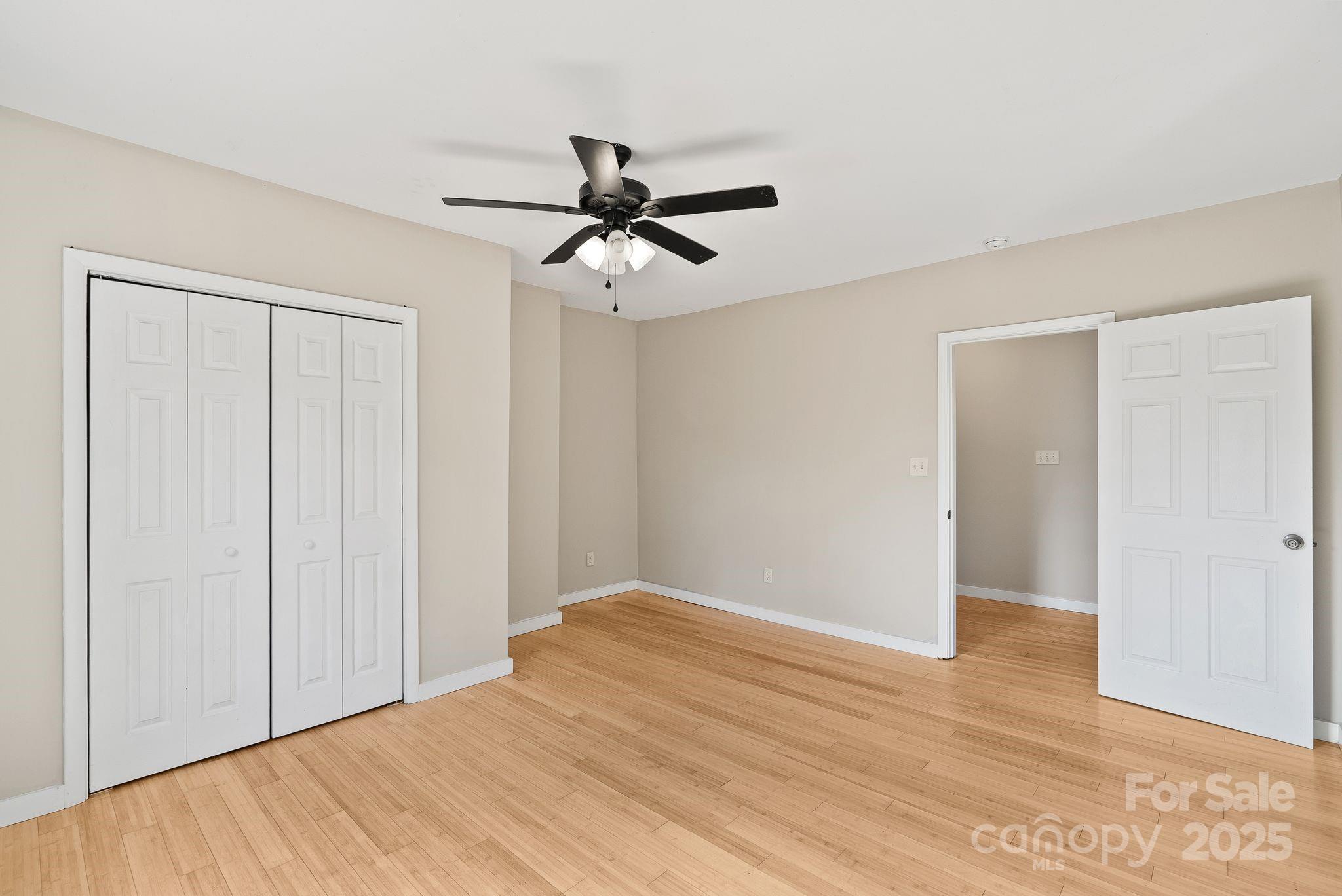 2 Worley Place — Asheville