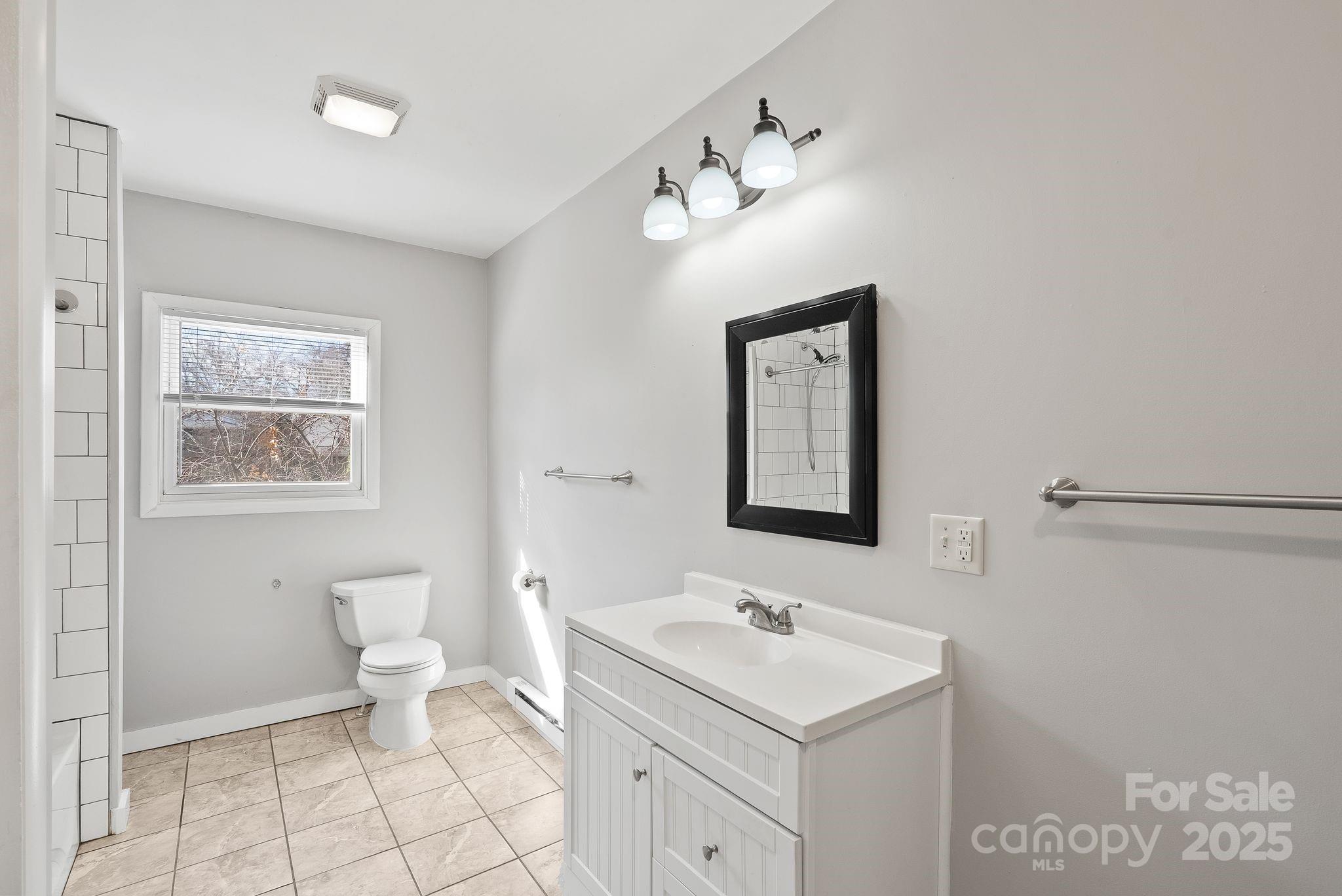 2 Worley Place — Asheville