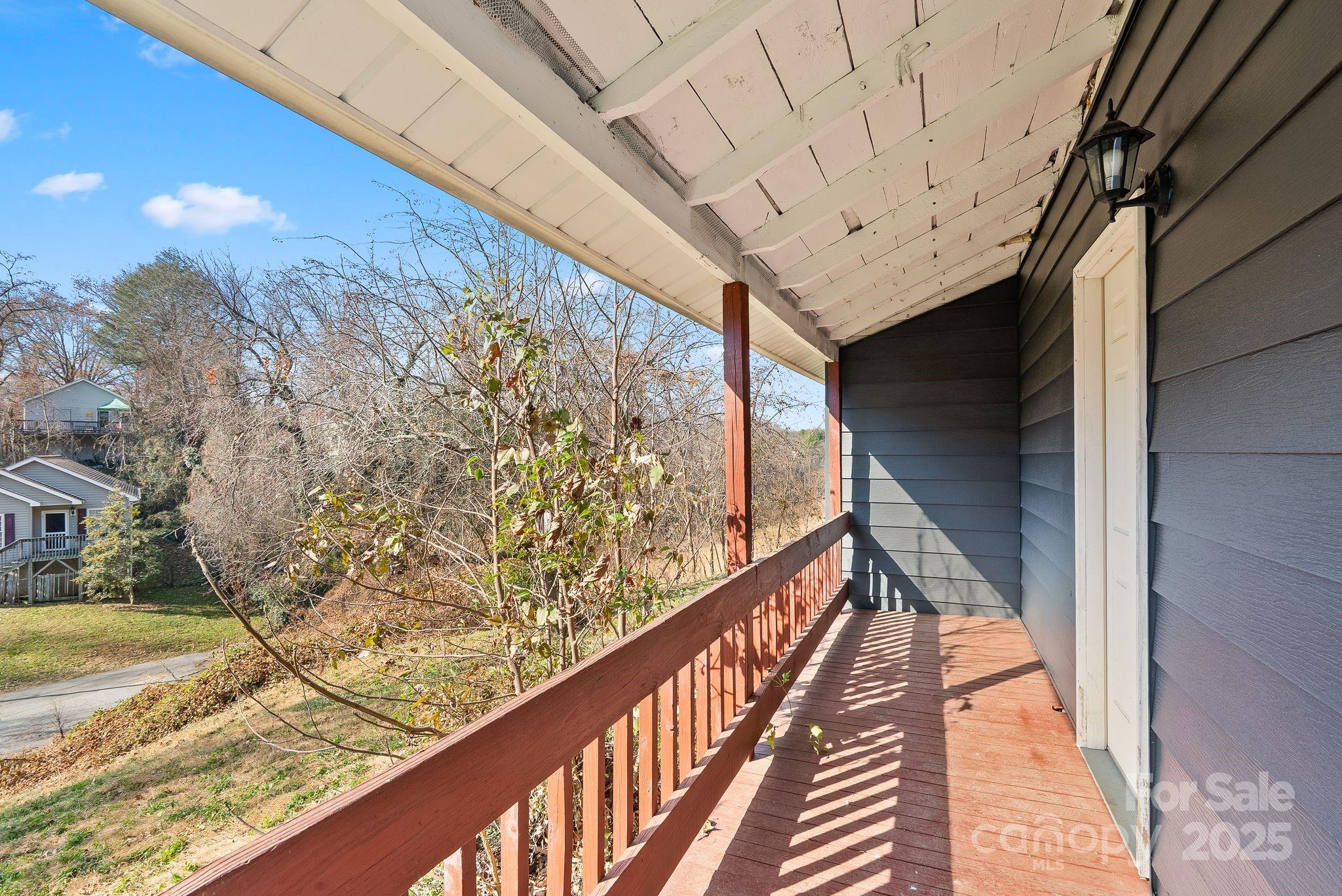 2 Worley Place — Asheville