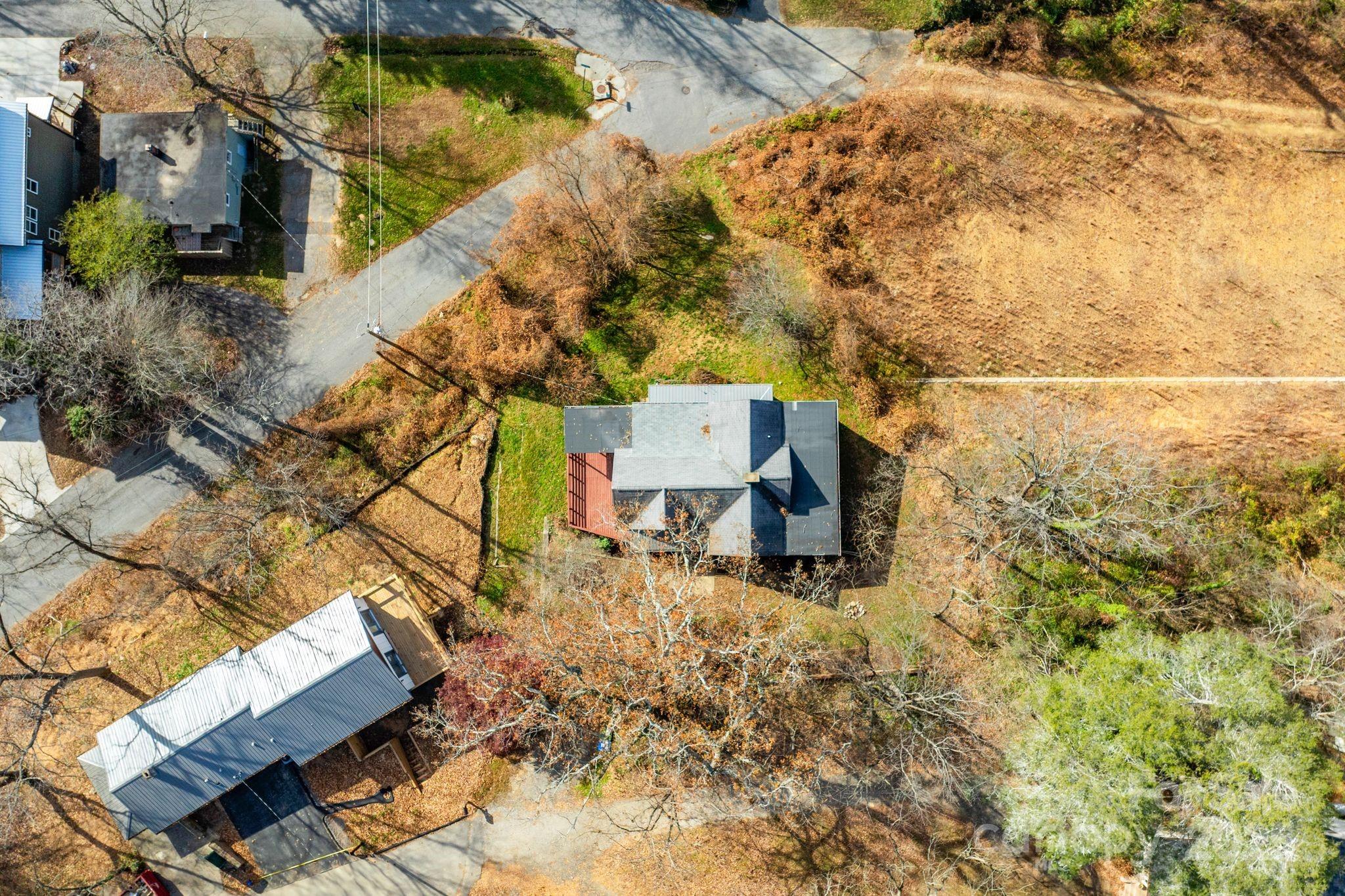 2 Worley Place — Asheville
