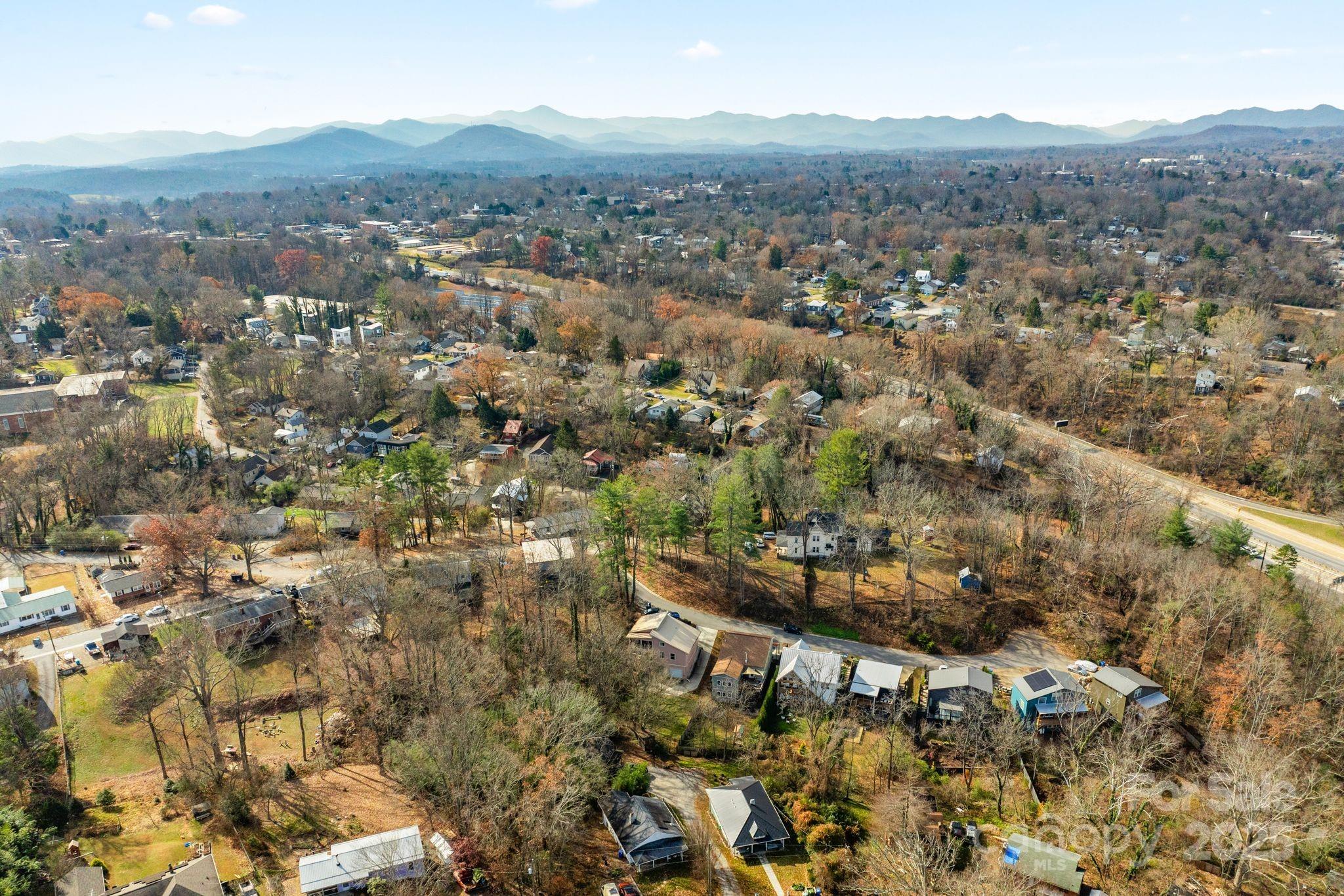 2 Worley Place — Asheville