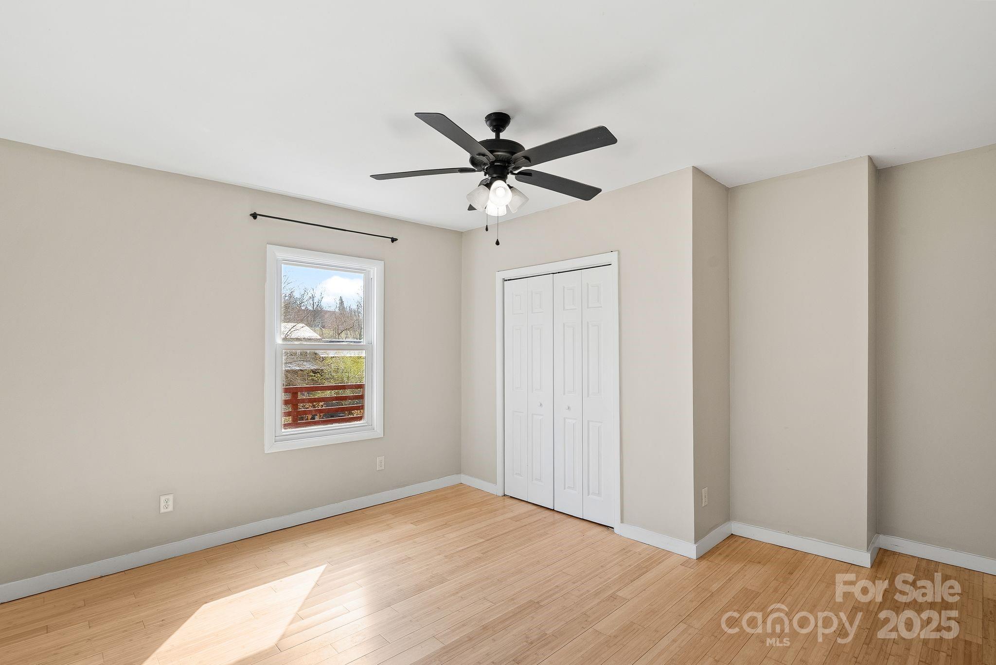 2 Worley Place — Asheville