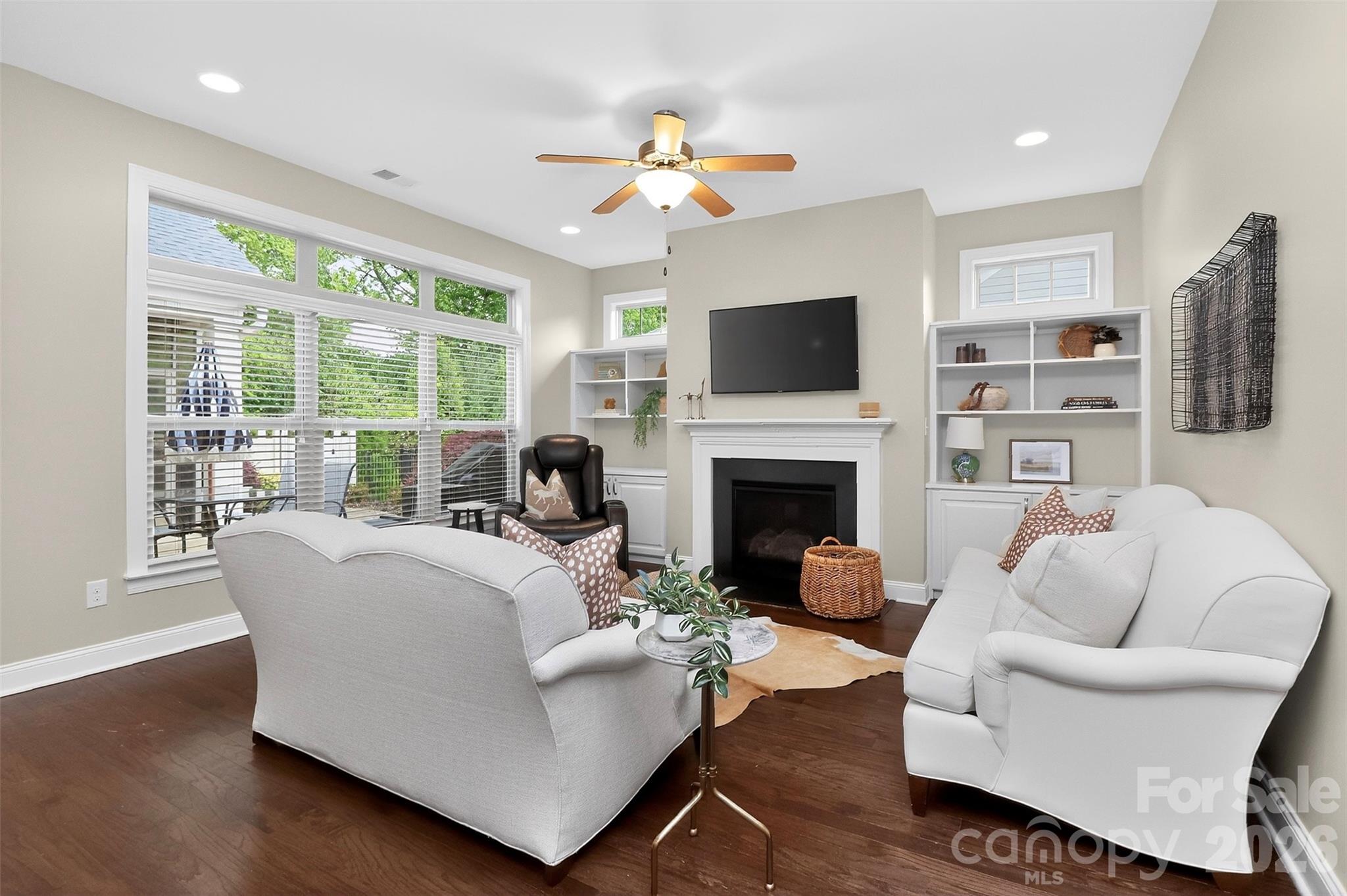 7933 Parknoll Drive — Huntersville