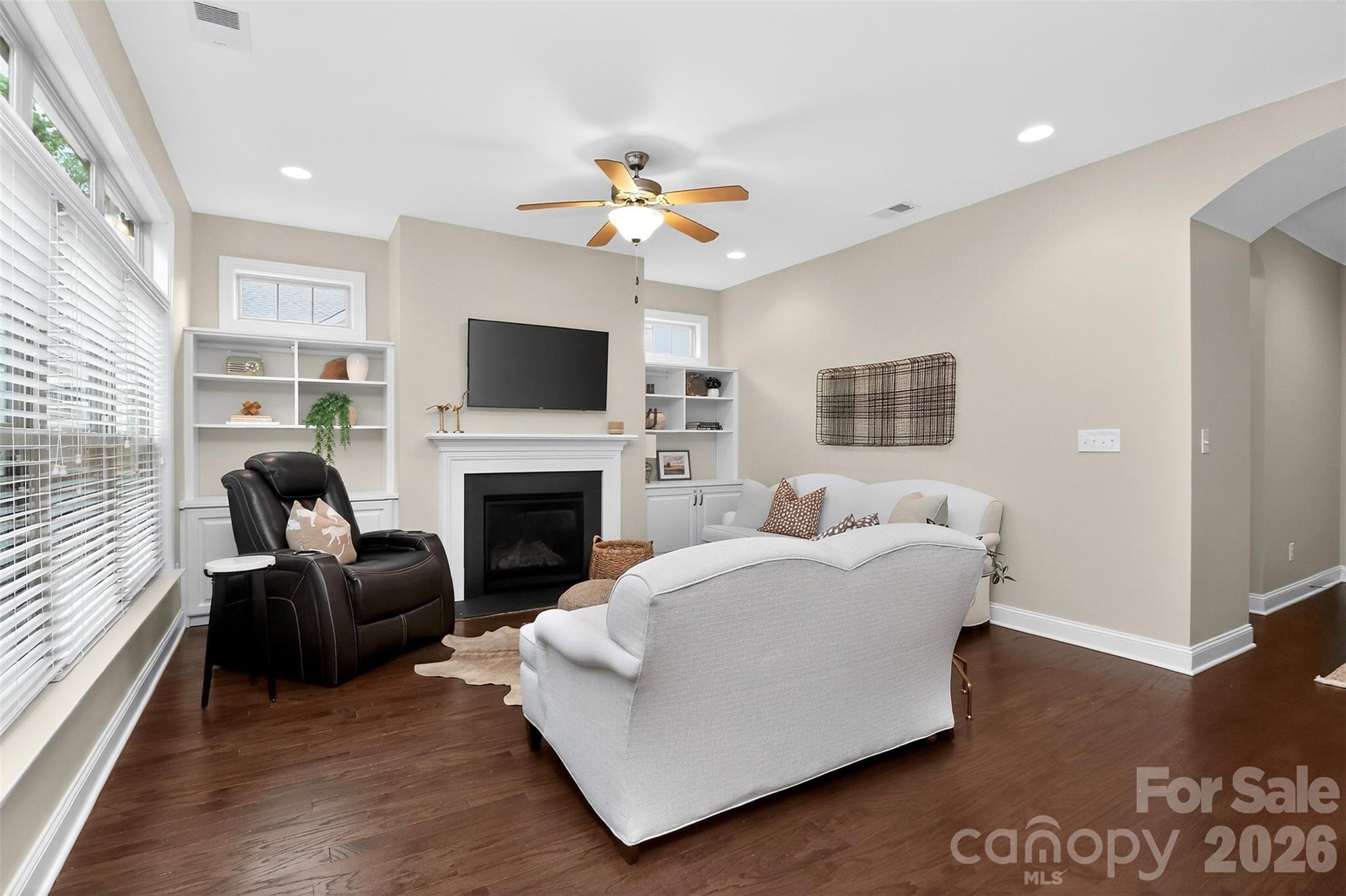 7933 Parknoll Drive — Huntersville