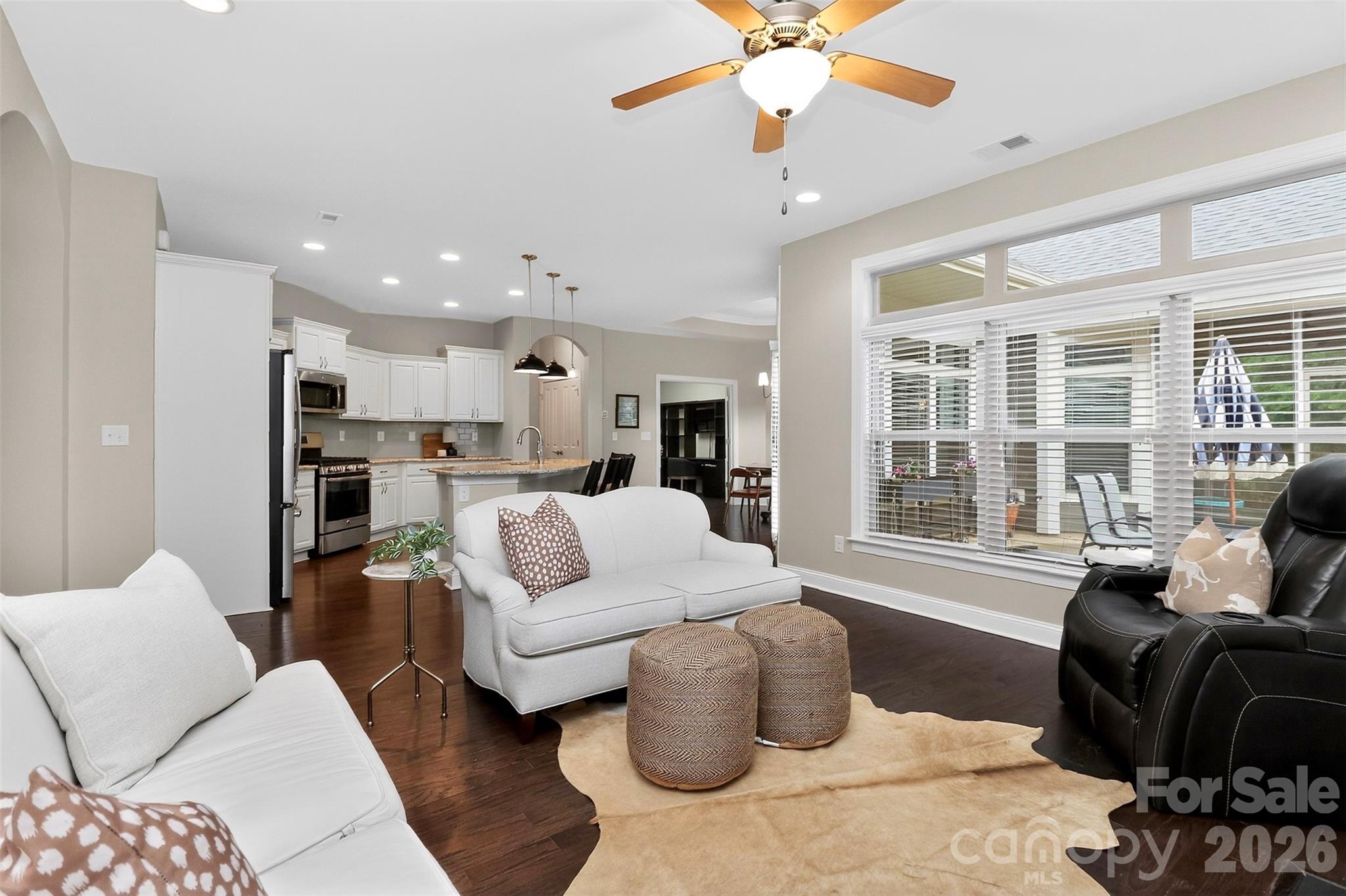 7933 Parknoll Drive — Huntersville